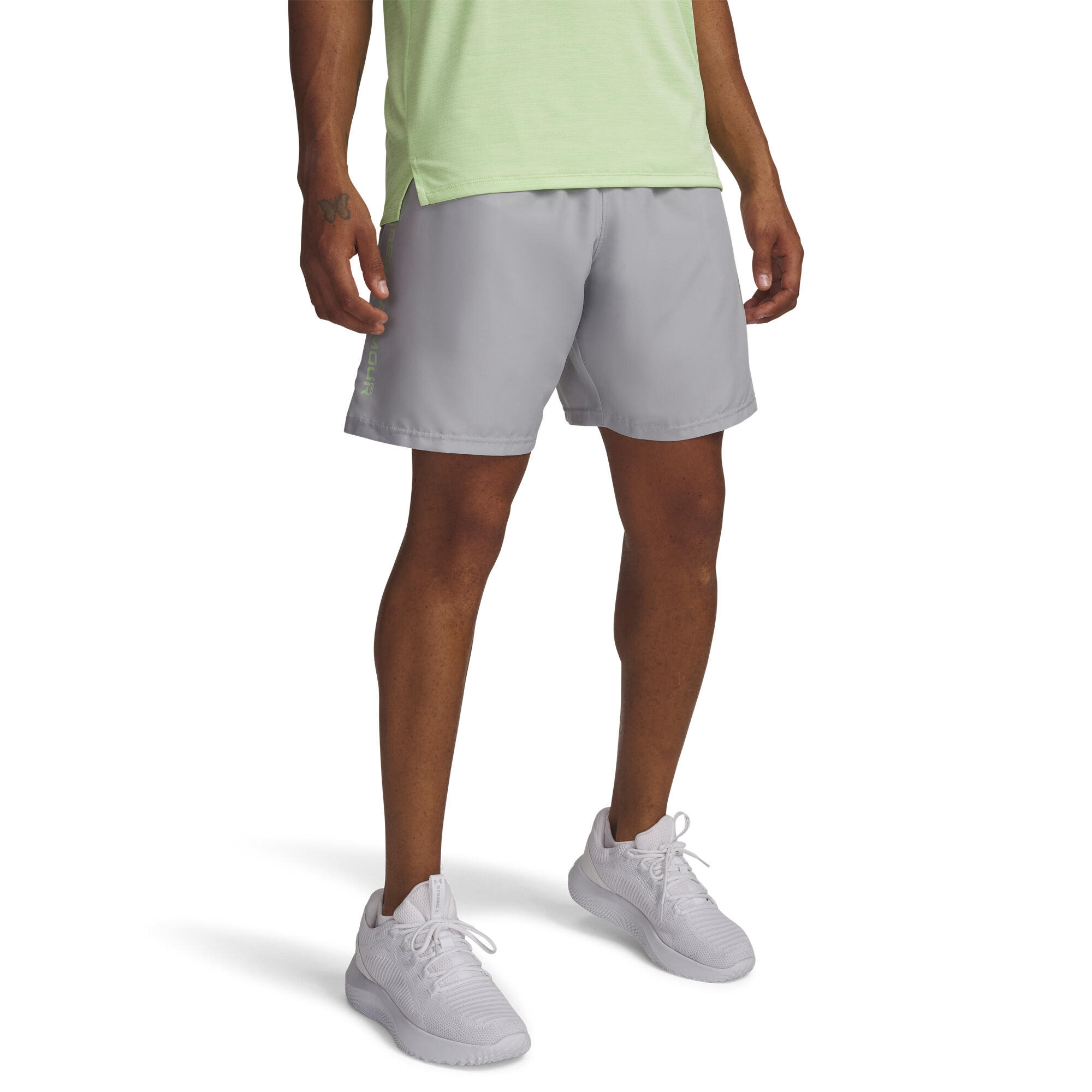 UNDER ARMOUR picture
