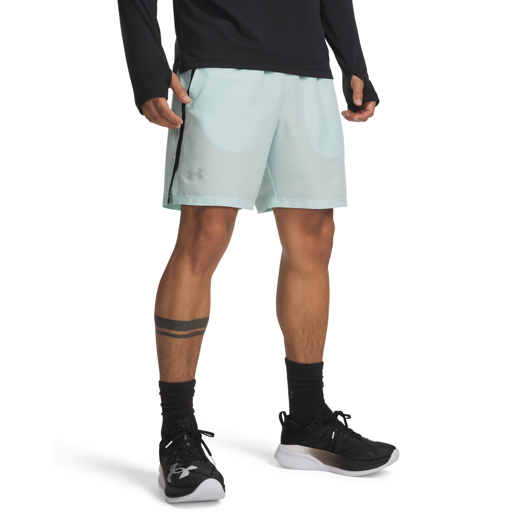 UNDER ARMOUR picture