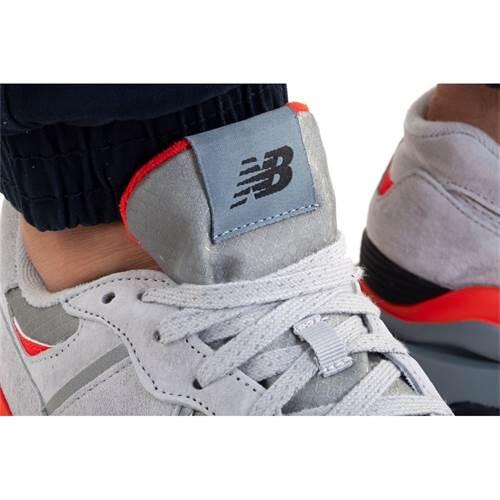Scarpa universali uomo New Balance 5740 5/5