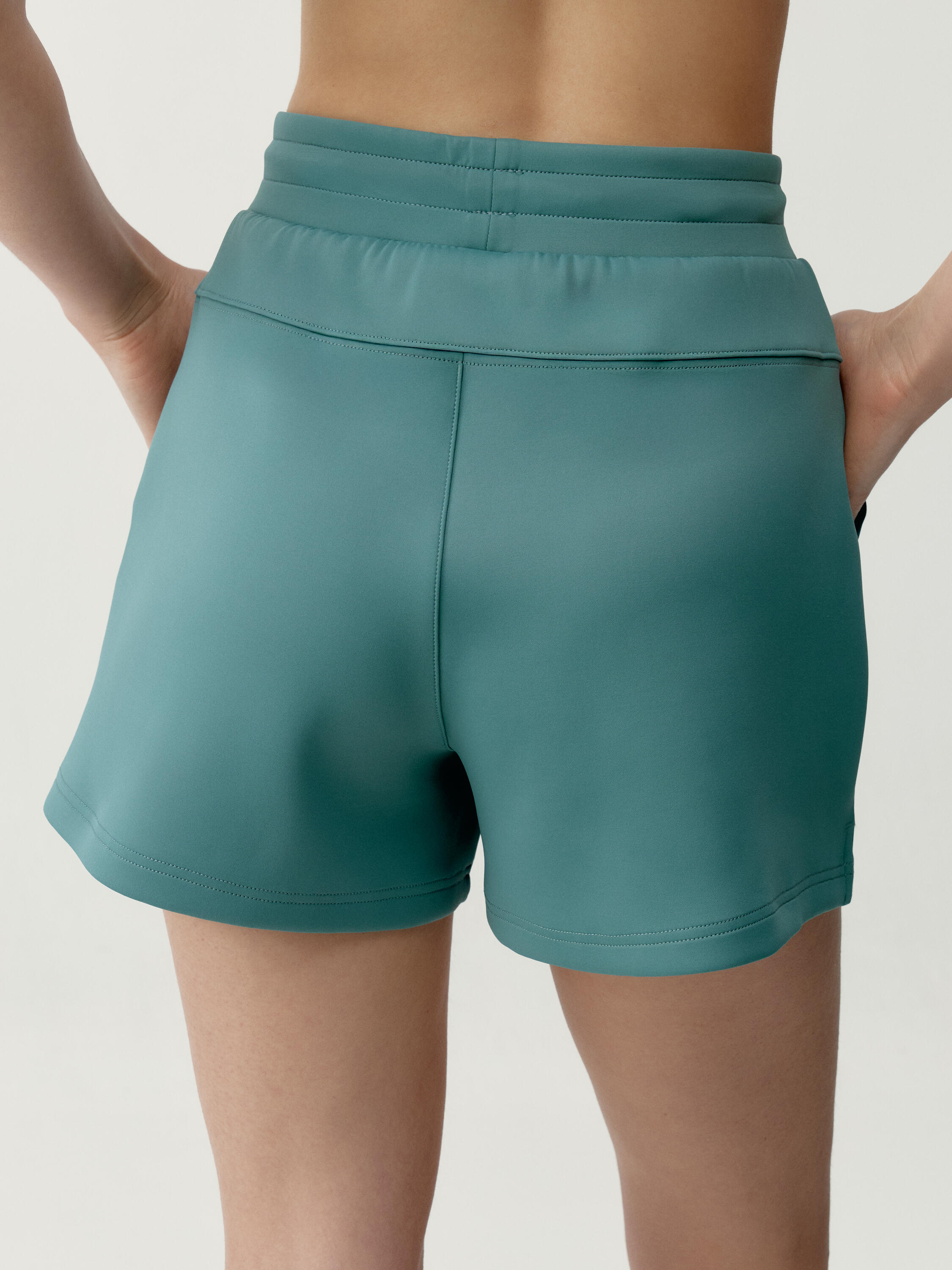 Lionel Performance sportshort voor dames 2/4