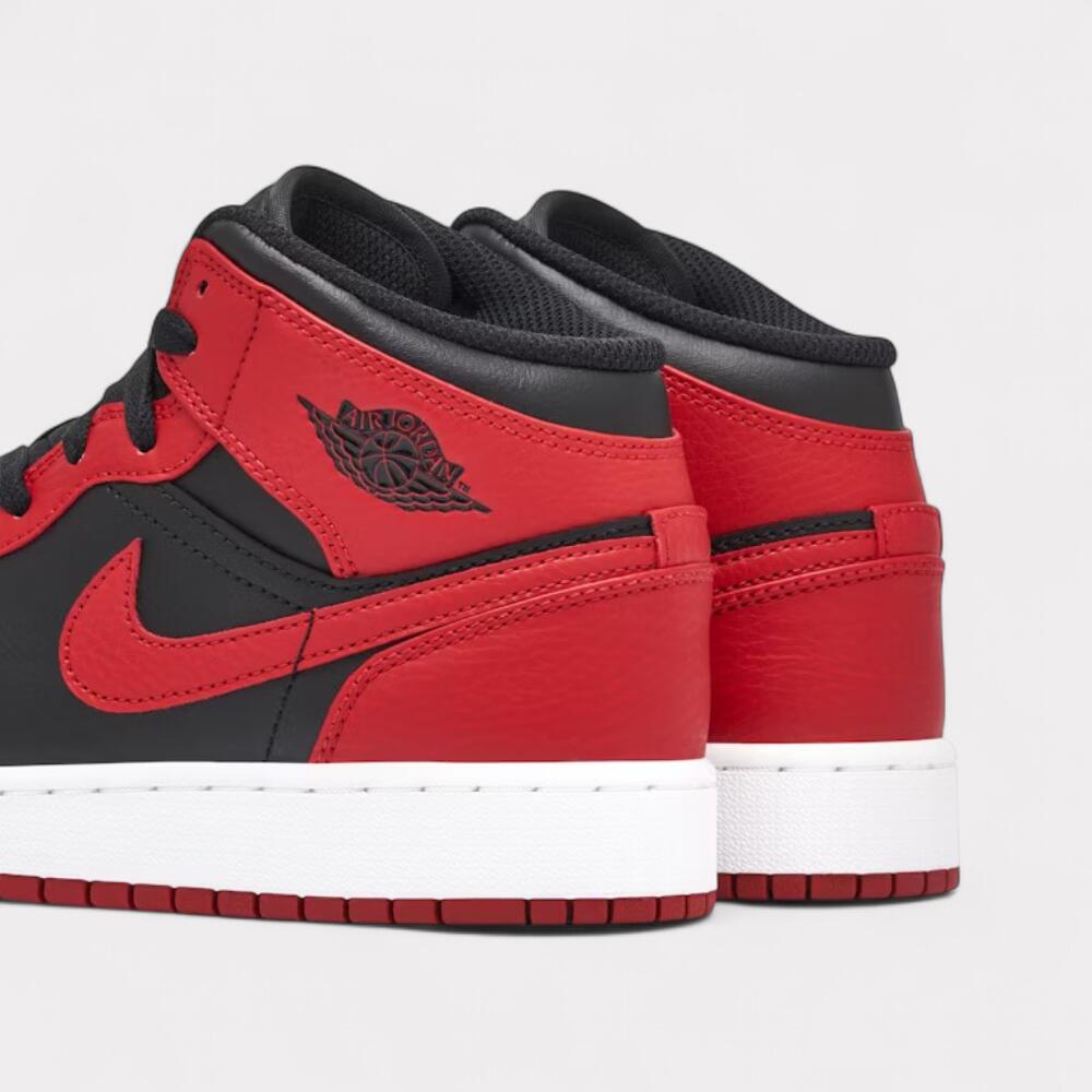 Air Jordan 1 Mid Banned (2020) 5/6