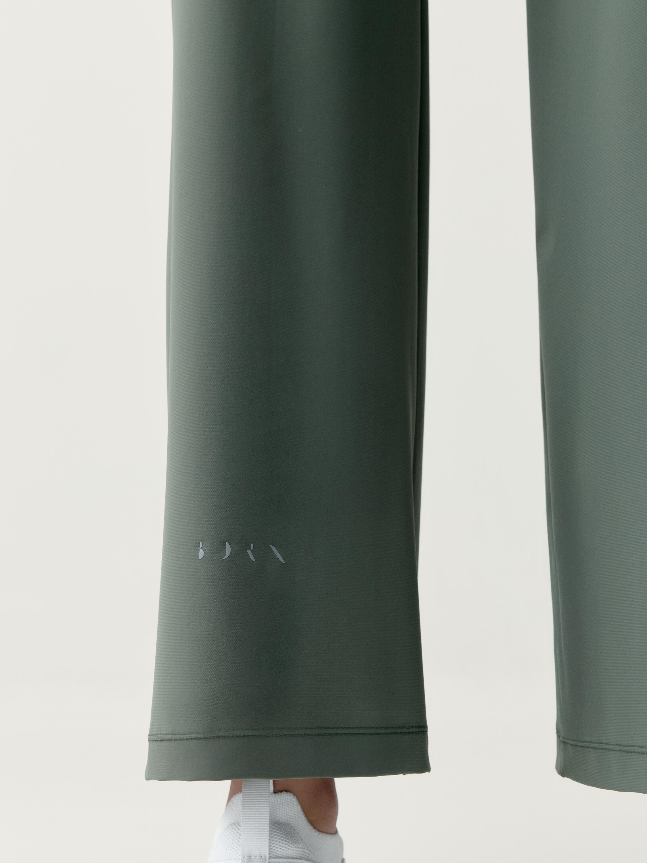 Pantaloni sportivi da donna Halia Athleisure Performance 4/5