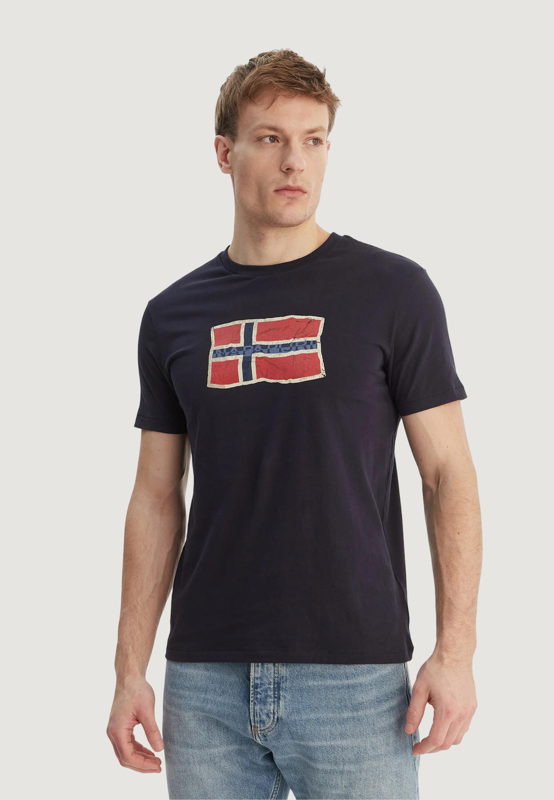 NAPAPIJRI picture