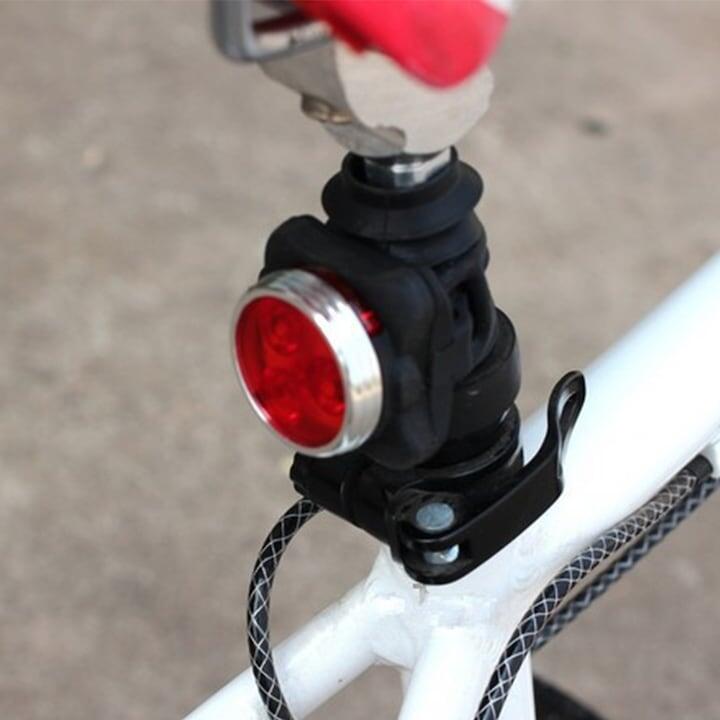 Stop spate 3 LED, reincarcabil USB, 4 moduri luminare