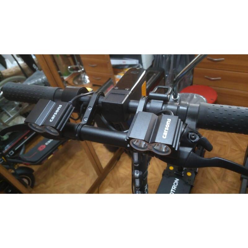 Far X2 reincarcabil 1800 lumeni, 4 moduri, aliaj aluminiu