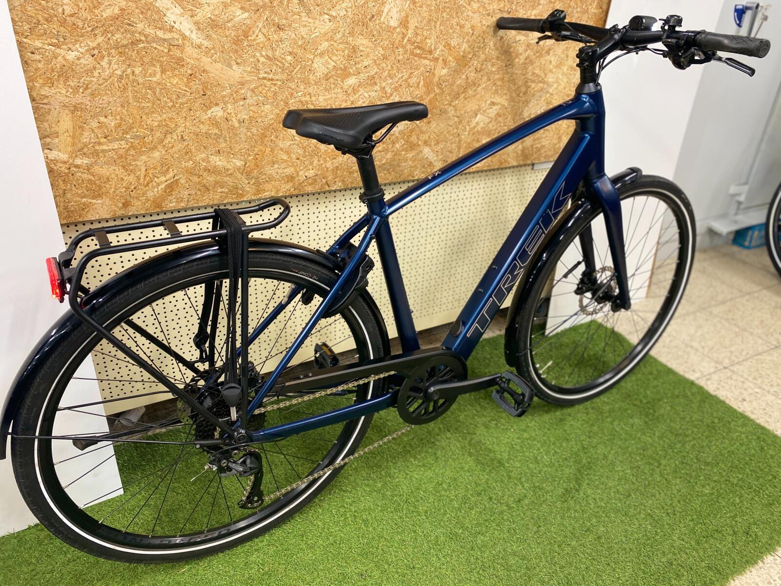 Trek FX+ 2 250Wh, blauw 3/7