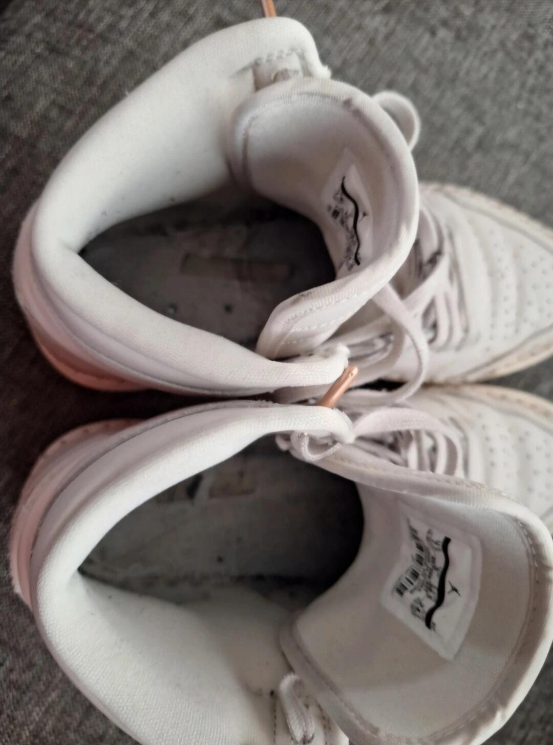 Entre Particuliers - Air Jordan 1 retro high WMNS by Nike 4/7