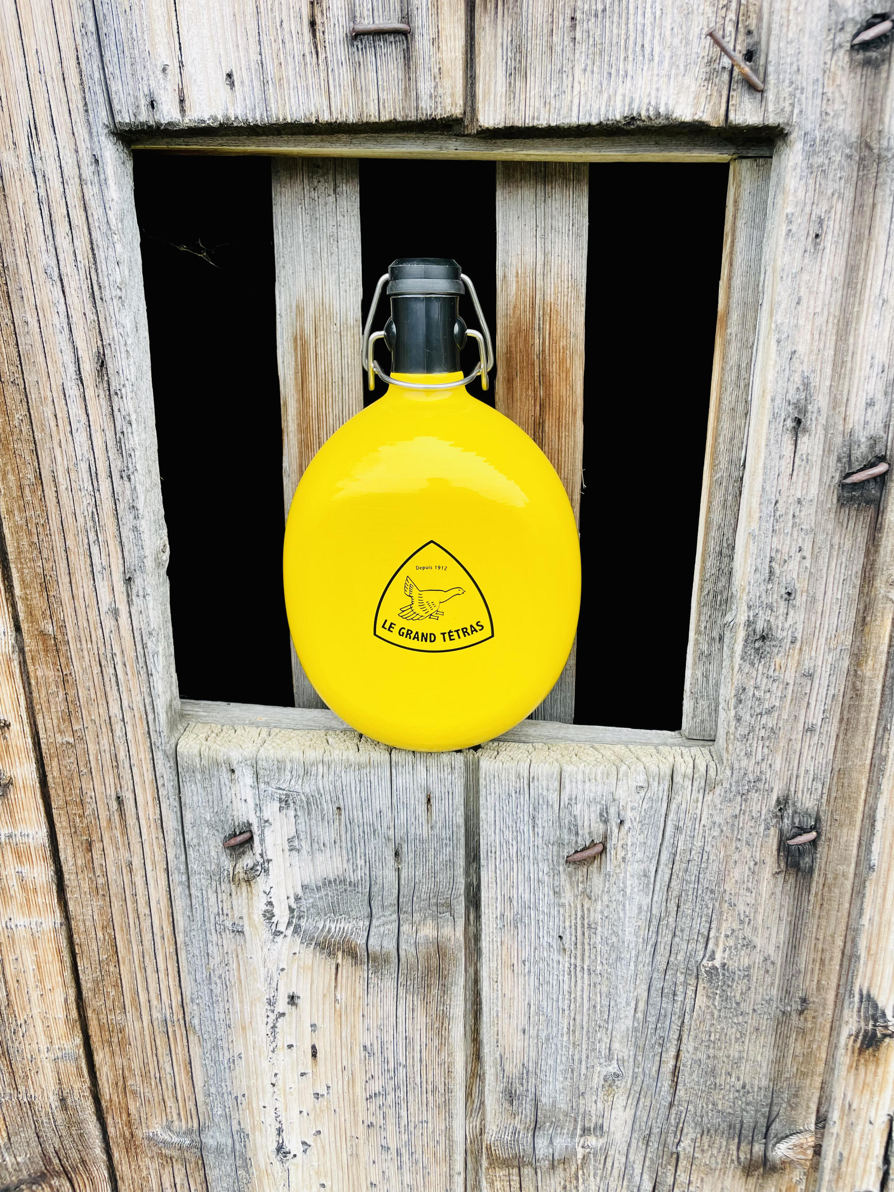 Gourde Ovale Jaune 1 Litre 6/7