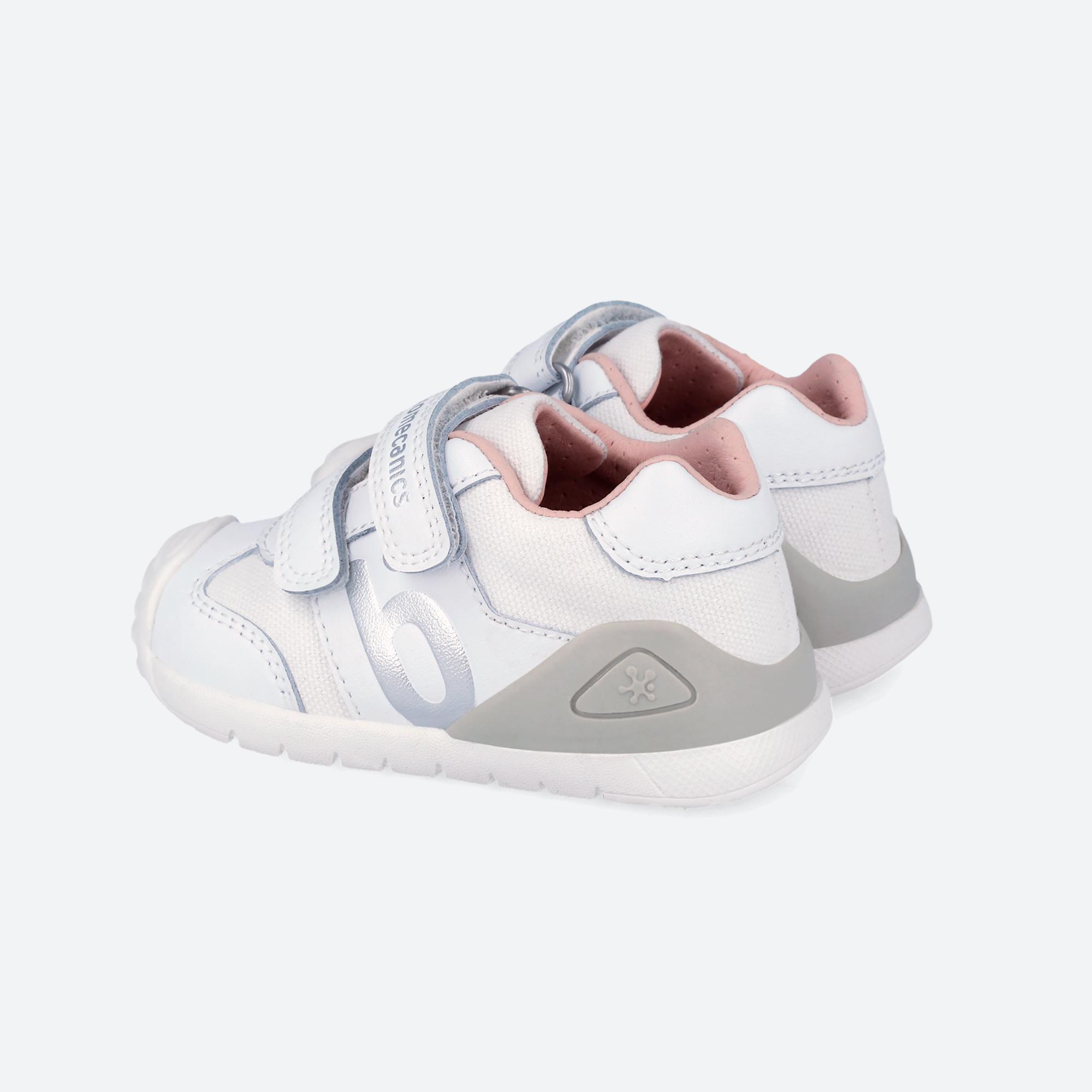 Zapatillas Primeros Pasos Bebé Biomecanics 262121D BLancas Cierre Adherente 3/6
