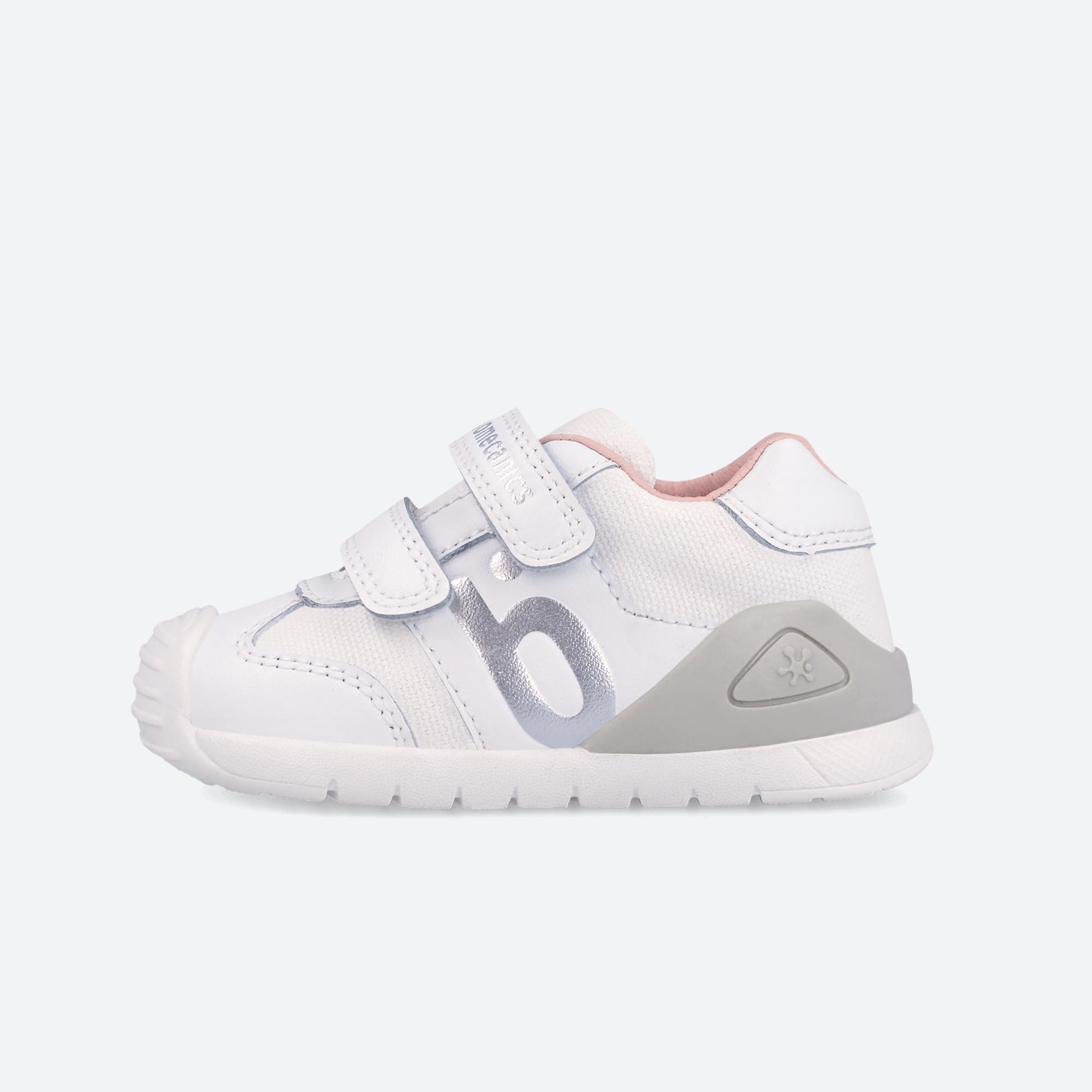 Zapatillas Primeros Pasos Bebé Biomecanics 262121D BLancas Cierre Adherente 5/6
