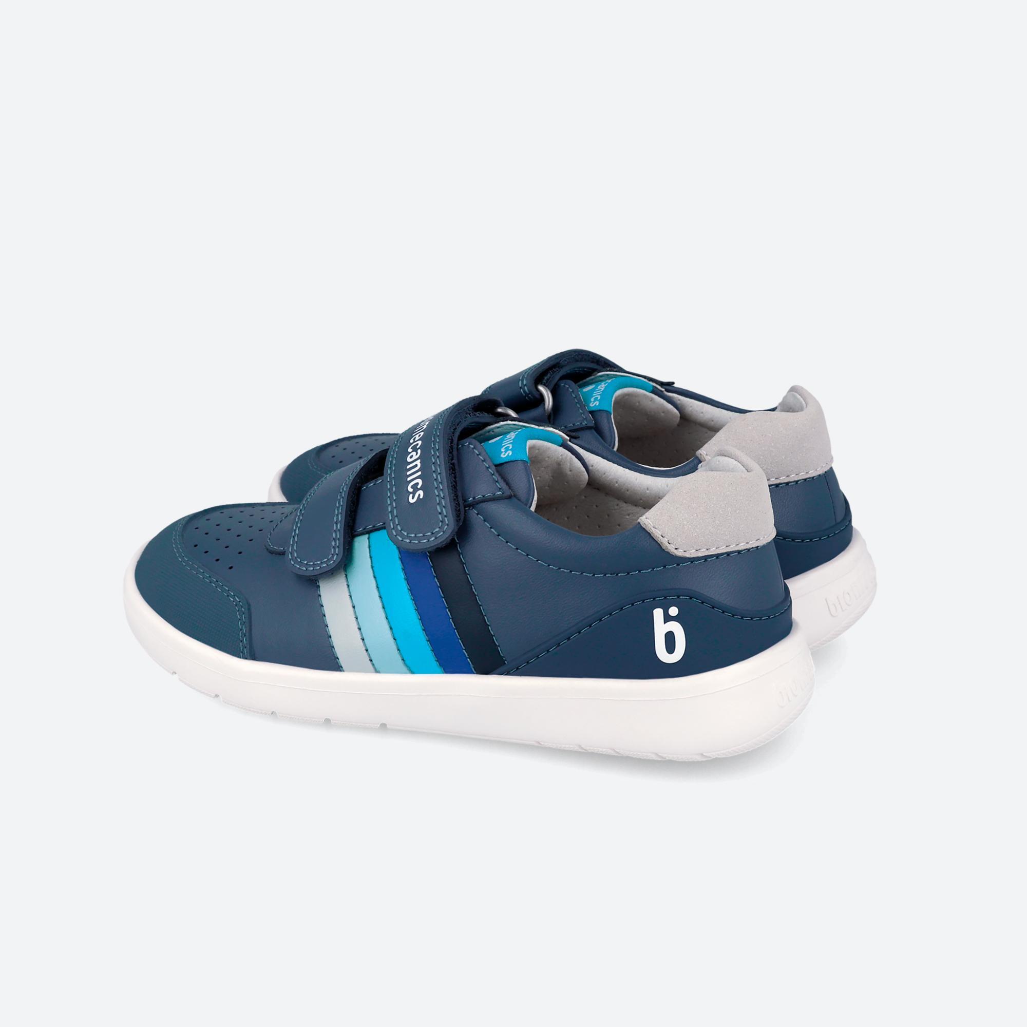 Zapatillas Barefoot Niño Biomecanics 262260A Azules Cierre Adherente 6/7