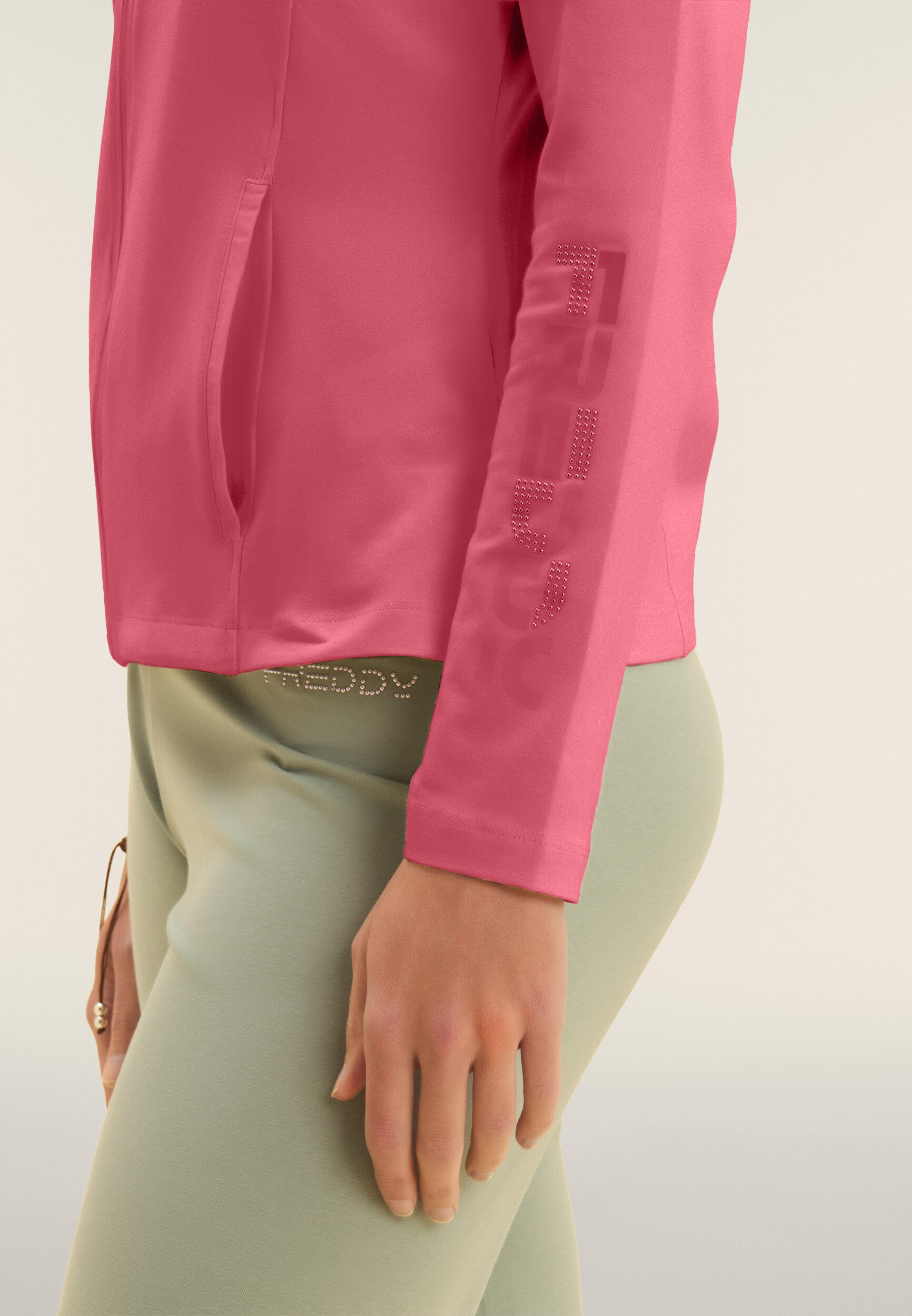 Sweat-shirt zippé et col montant, logo FREDDY sur la manche 4/4