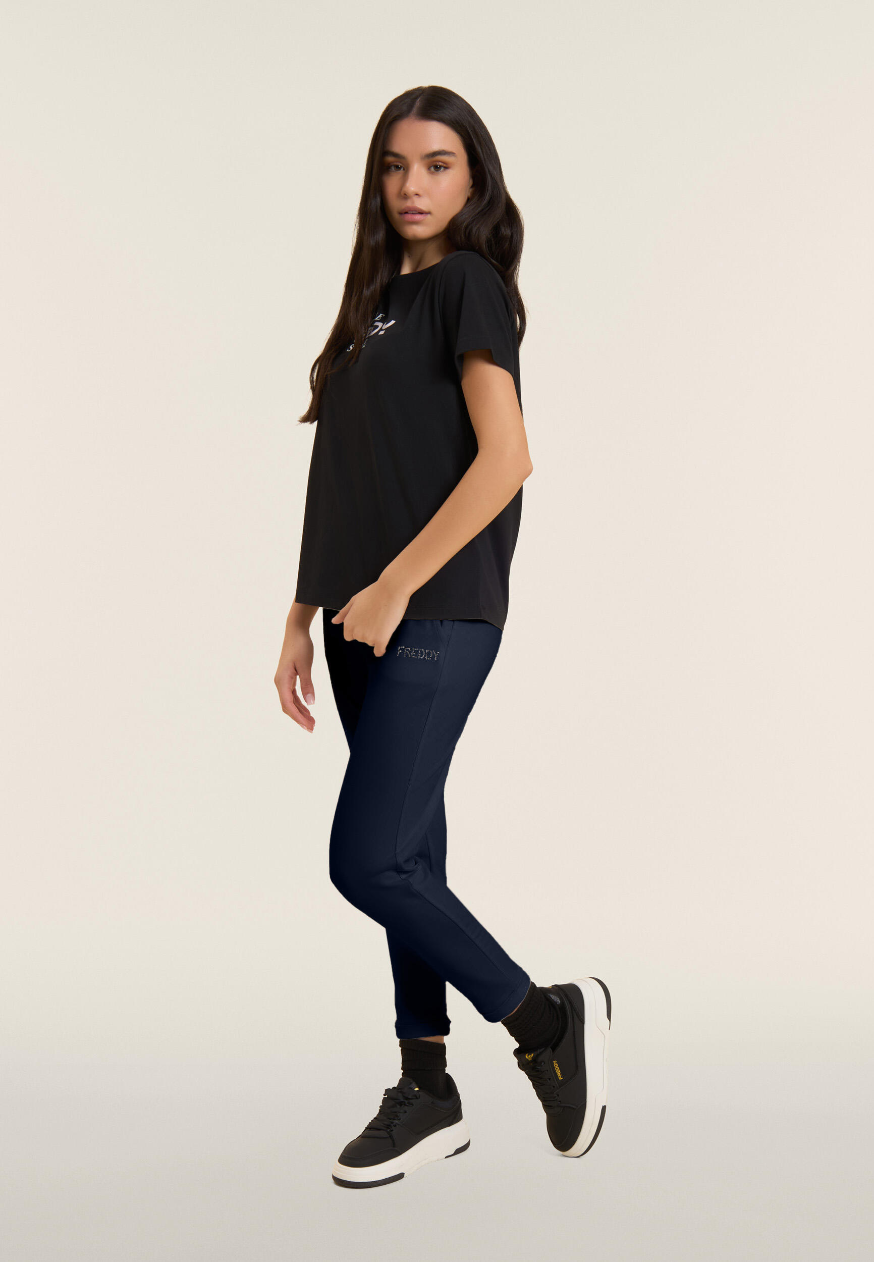 Pantalon de sport court avec revers et paillettes FREDDY 5/5