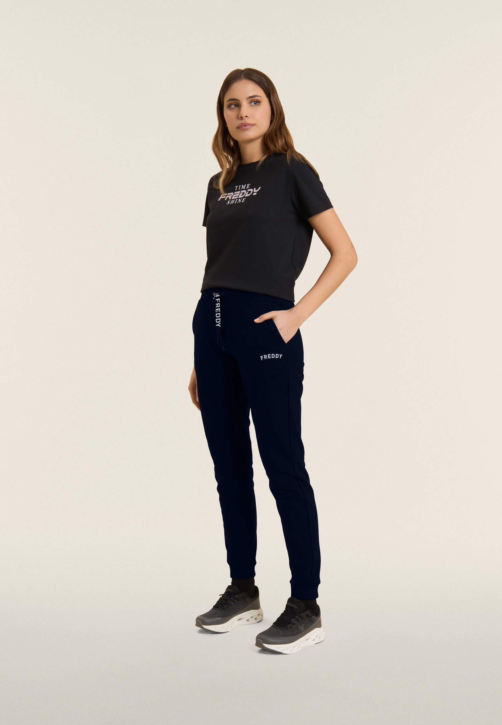 Pantaloni con Polsini in Costina e Logo FREDDY su coulisse 5/5