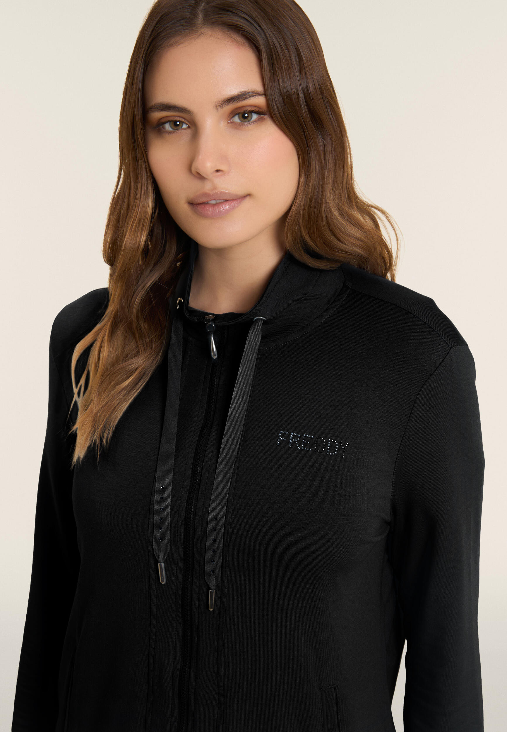 Felpa Zip e Collo Alto con logo FREDDY in strass 4/5