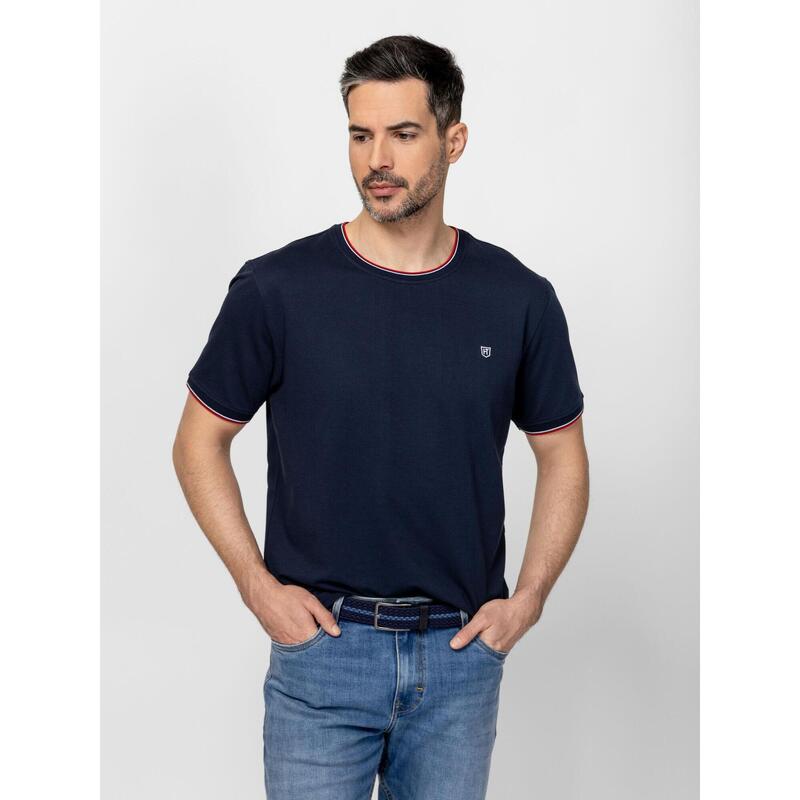 2a122df8-6fb3-44bb-9c3a-e98b356c85f2_c145