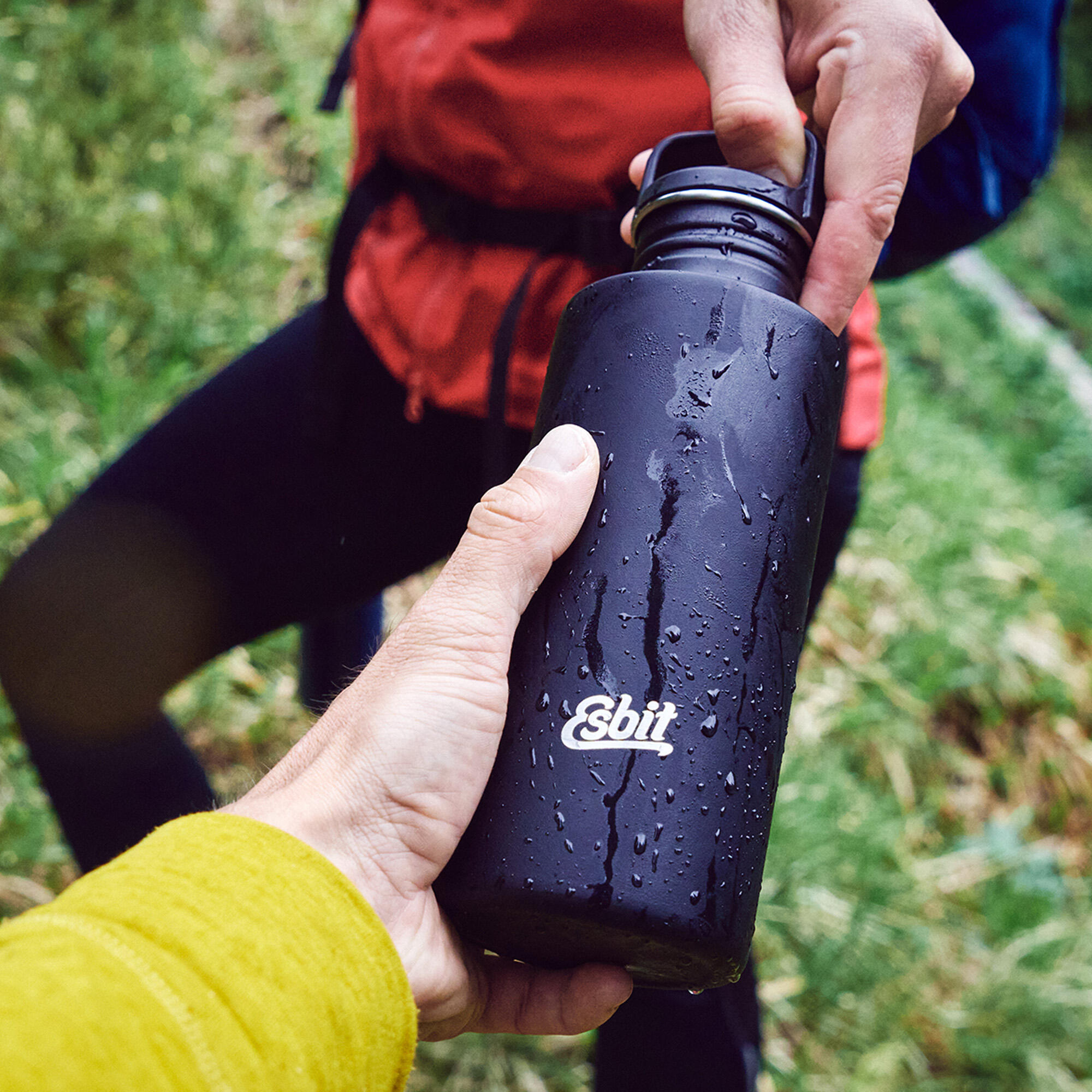 Butelka na wodę do turystyki Esbit Sculptor Insulated Bottle 5/7