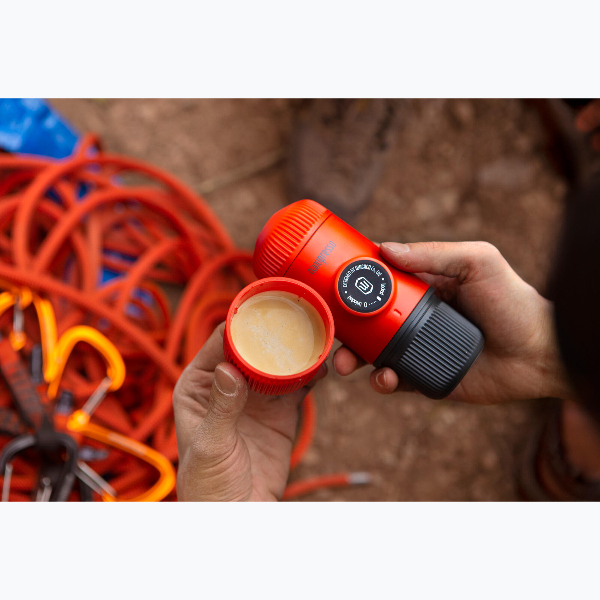 Nanopresso GR Lava Rot tragbare Espressomaschine mit Hard Case 7/8