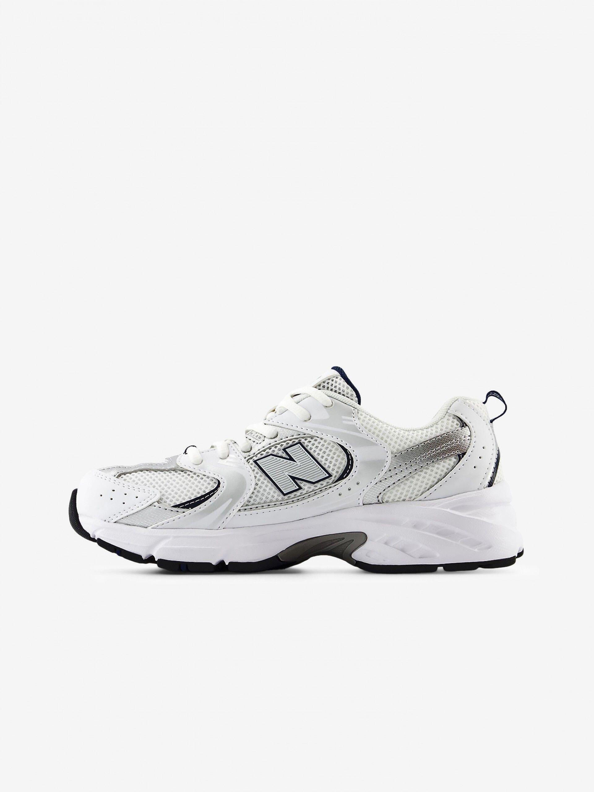 Sapatos de caminhada para mulher New Balance 530 4/6