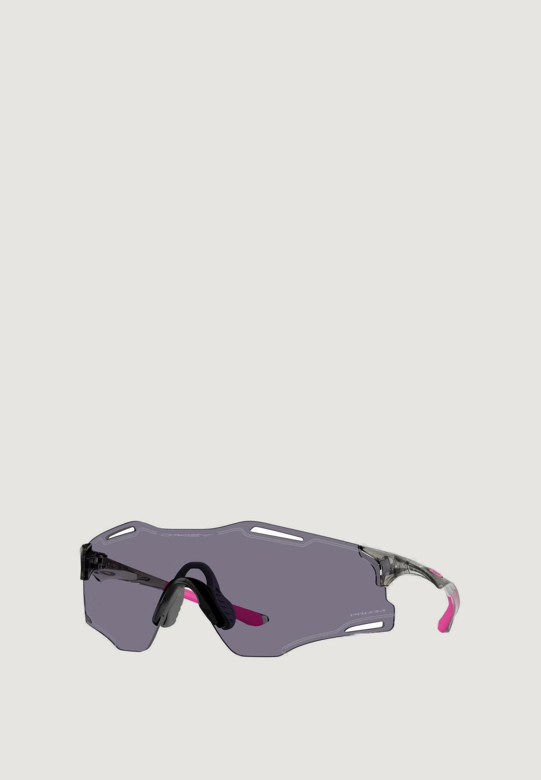 OAKLEY picture