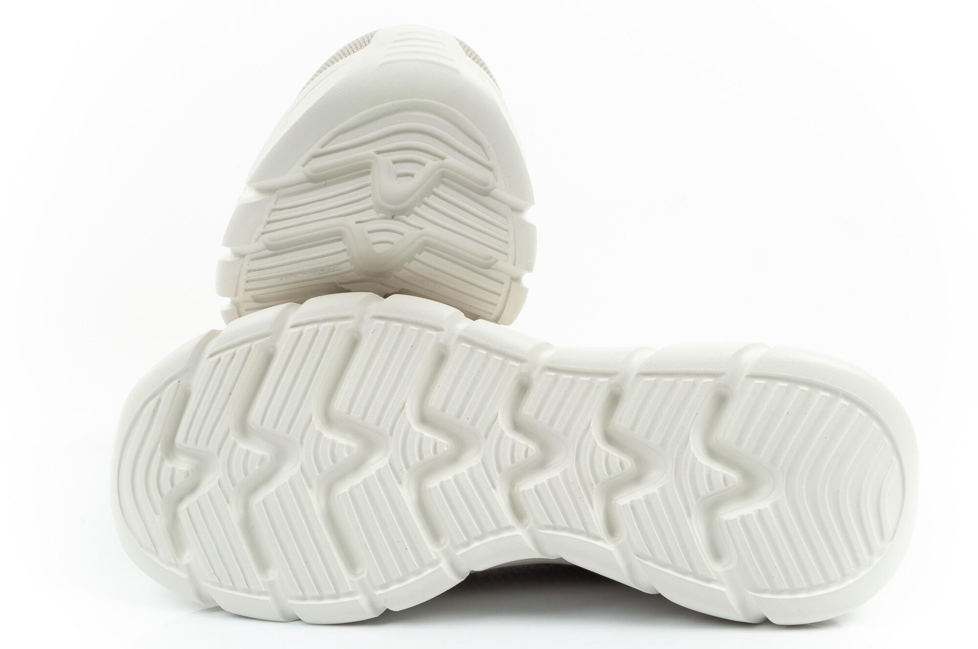 Chaussures de sport sneakers pour femmes Skechers Bobs B Flex 6/7