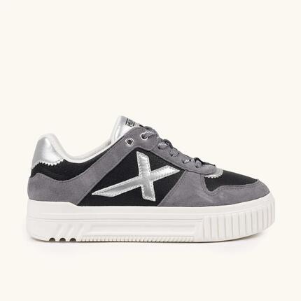 MUNICH MINA 13 Zapatilla Platform en Negro y Gris con Detalles Plata