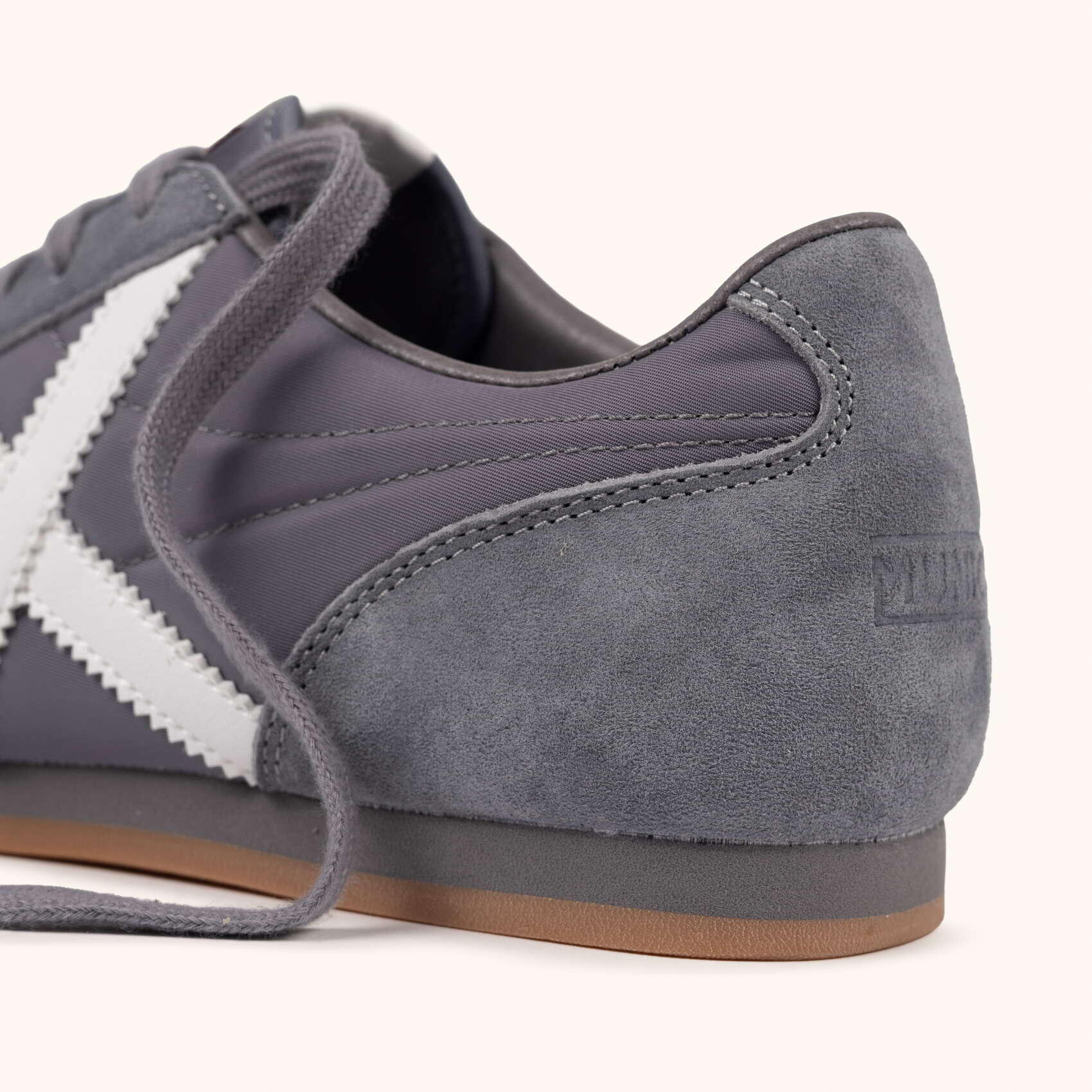 Sneakers MUNICH STEREO 01 en Gris et Blanc 2/5