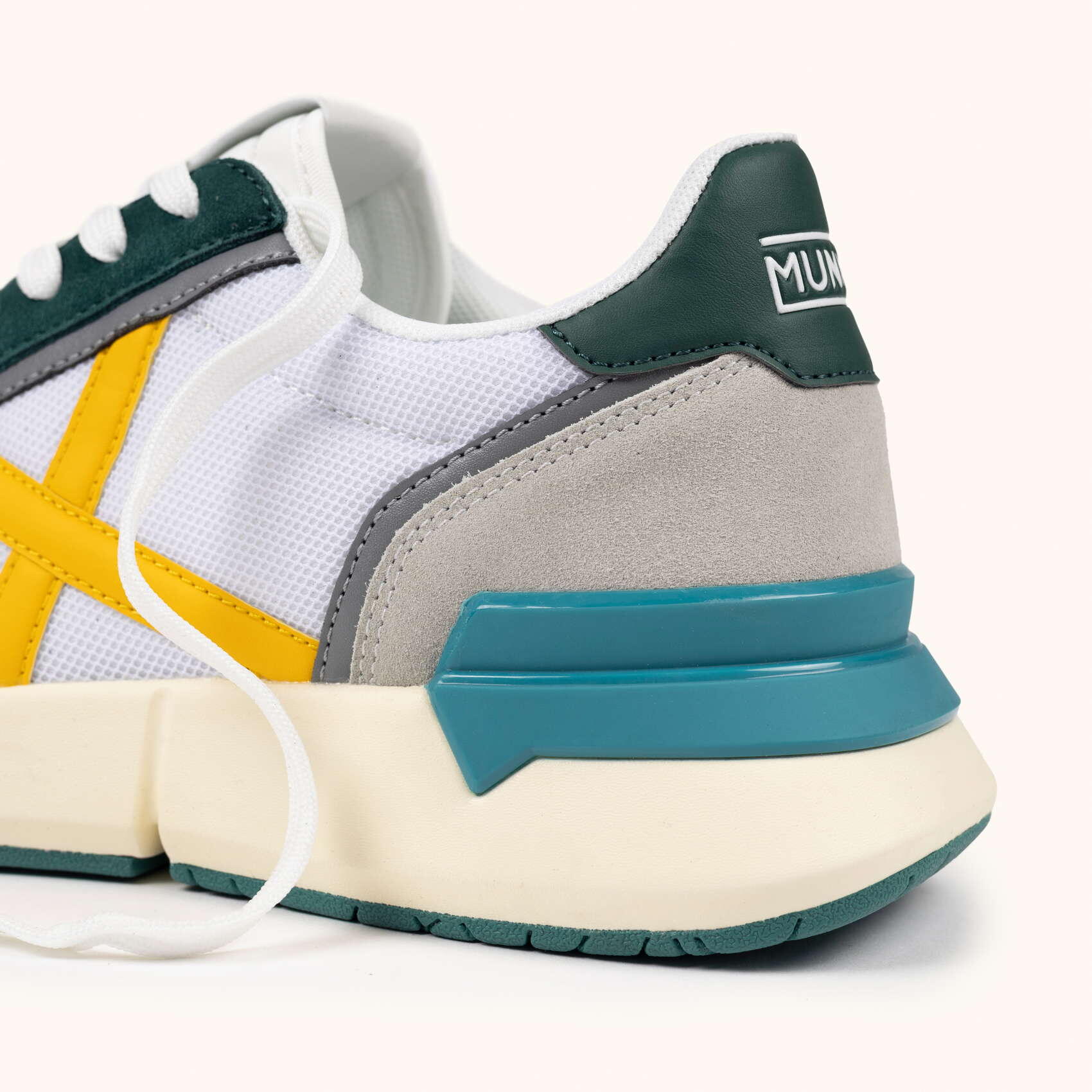 MUNICH VERSUS 117 Sneakers Sportive Bianche e Verdi 2/5