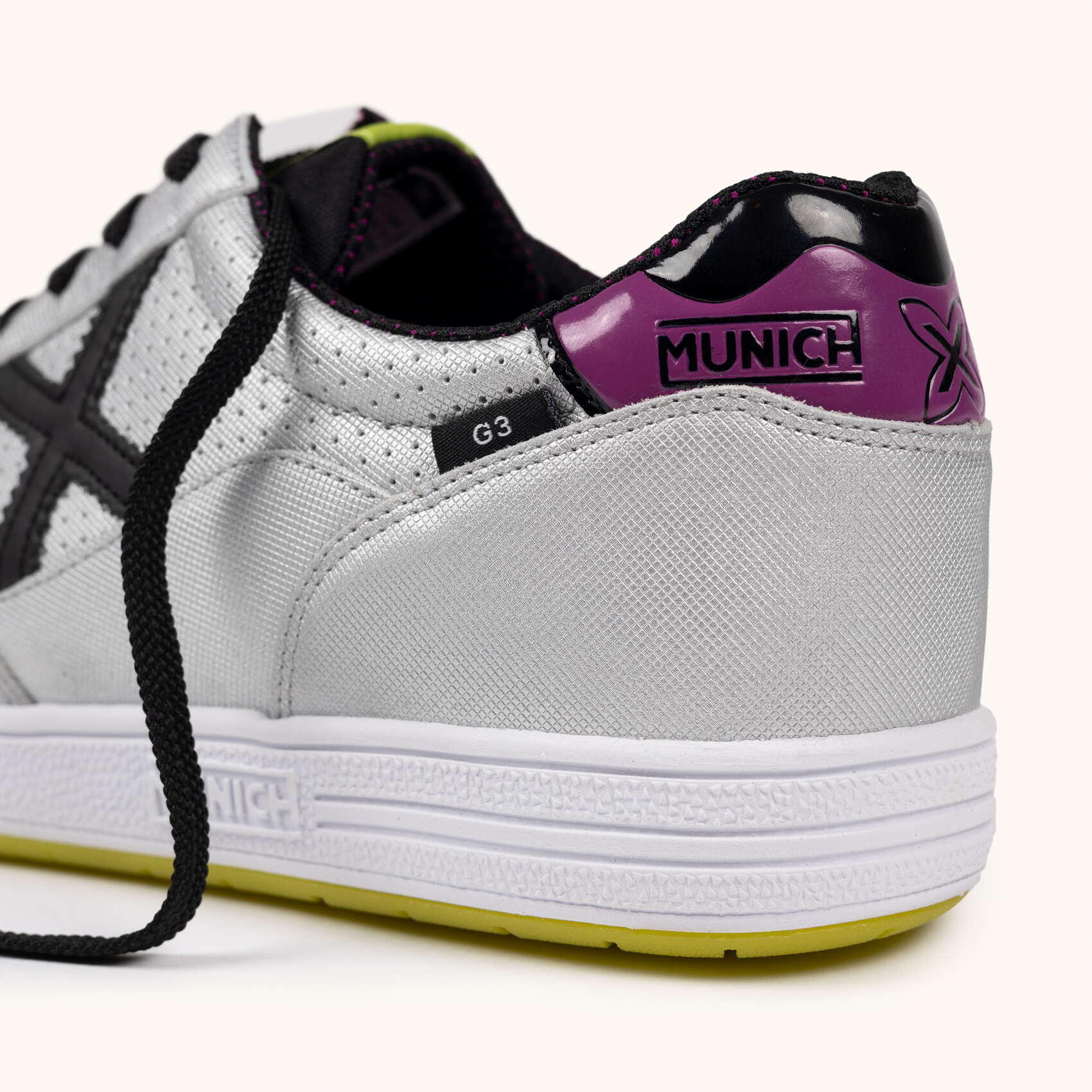 MUNICH G-3 453 Zapatillas de Fútbol Sala Profesionales Blanco y Negro 2/5
