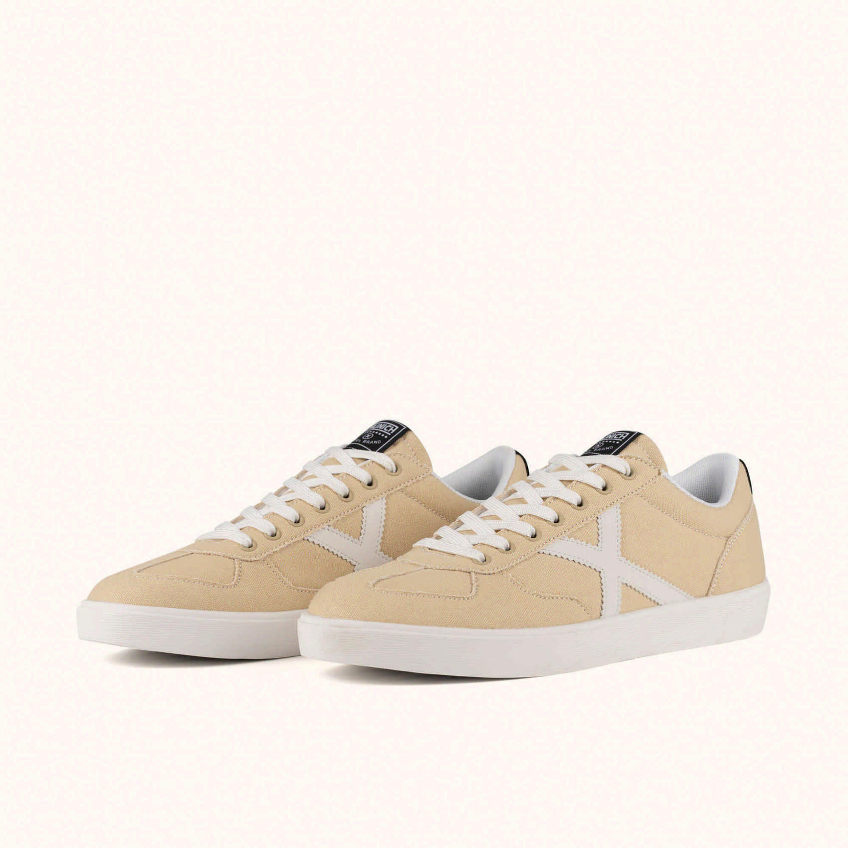 MUNICH BREAK 52 Sneaker in Tela Sabbia dall'Estetica Minimalista 5/5