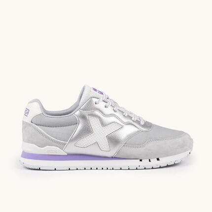 MUNICH DASH WMN 279 Zapatilla Retro Running Plateada con Detalles Lavanda y Gris