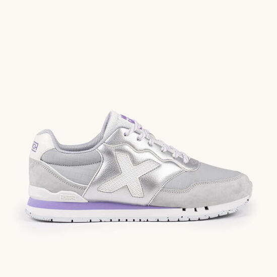 MUNICH DASH WMN 279 Zapatilla Retro Running Plateada con Detalles Lavanda y Gris