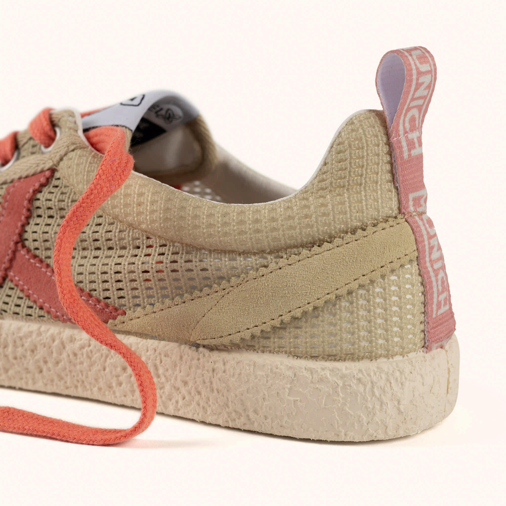 MUNICH VOLATA 109 Sneakers de Rejilla Transpirable Beige y Coral 2/5