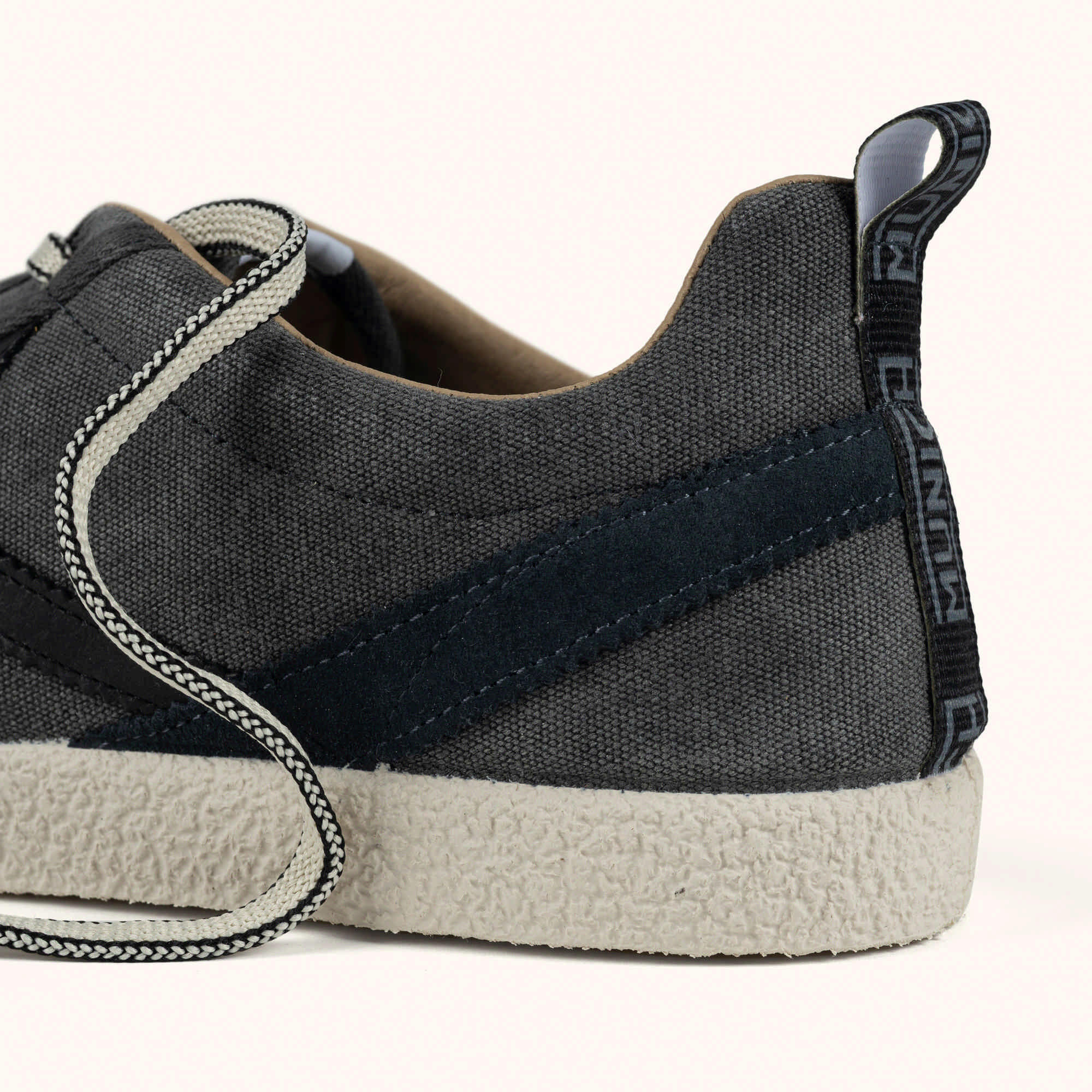 MUNICH VOLATA 112 Sneakers in Tela Stile Urbano Antracite 2/5