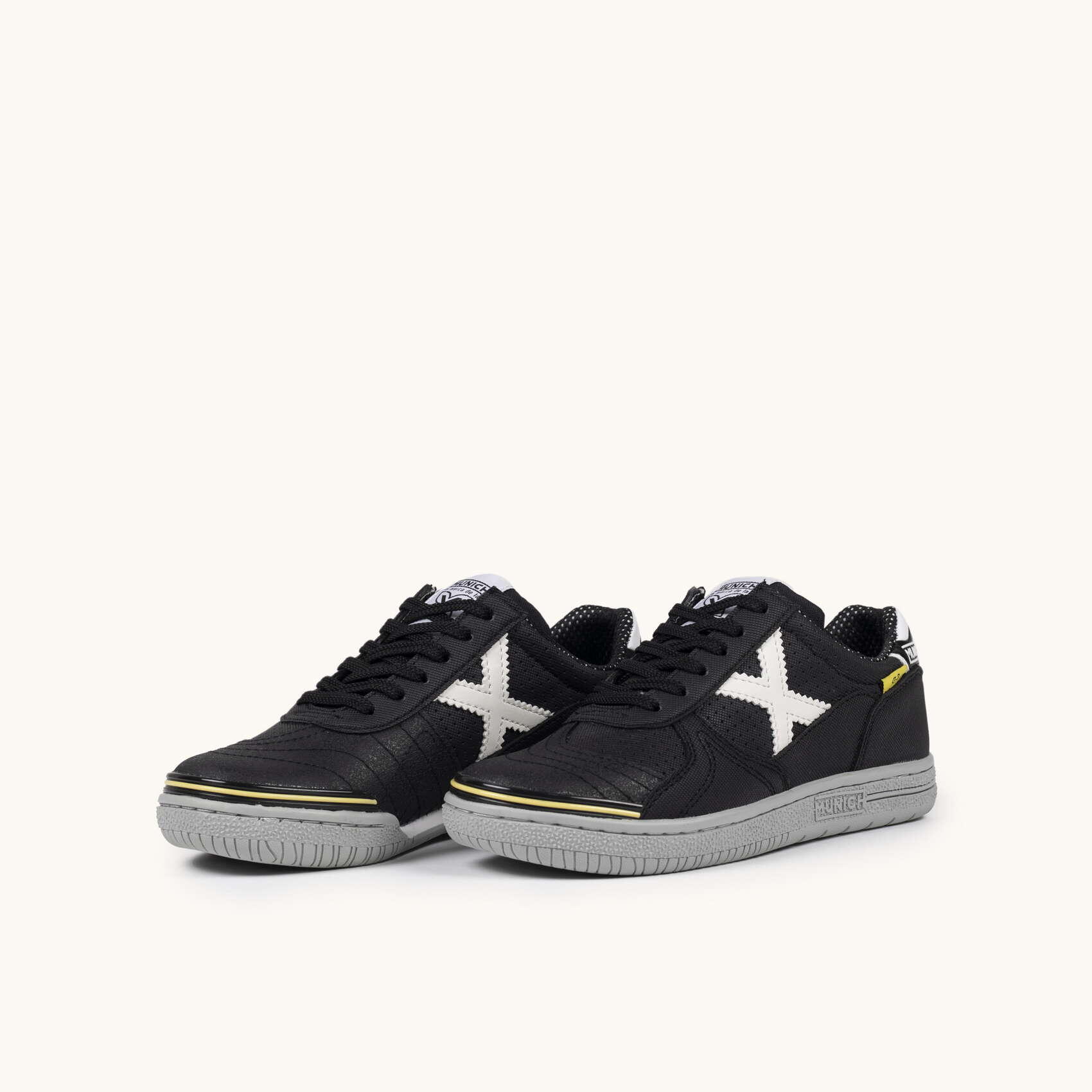 MUNICH G-3 KID 454 Scarpa da Calcio a 5 per Bambini Nera e Grigia 5/5