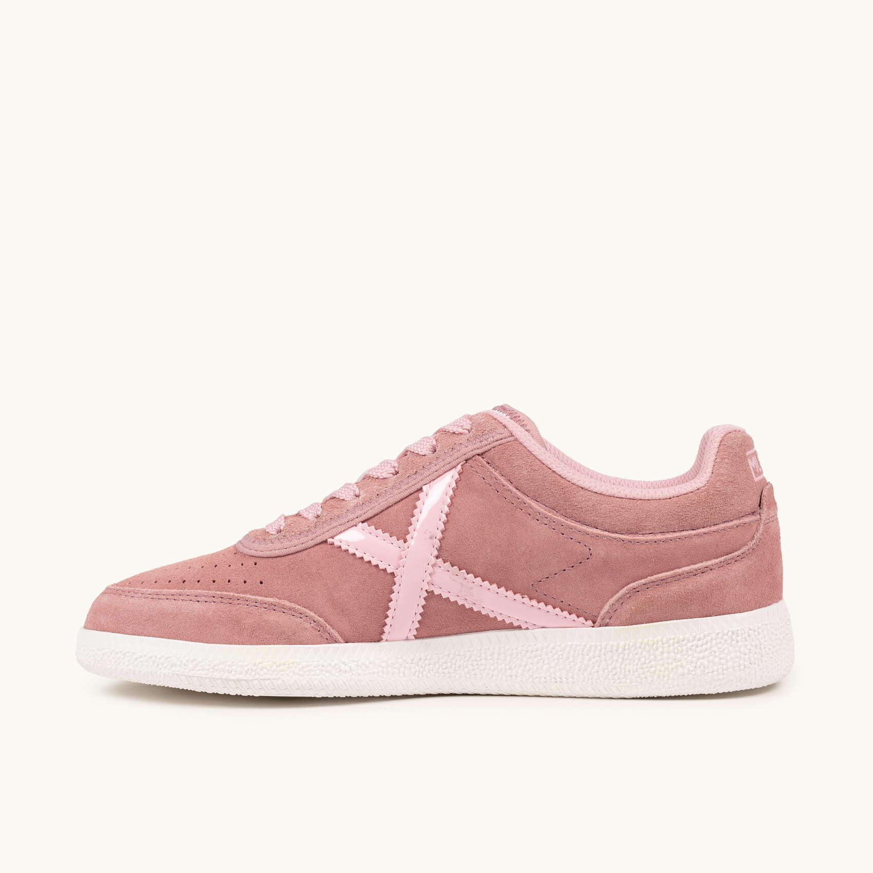 Baskets Munich modèle 4078026 pour femmes 3/5
