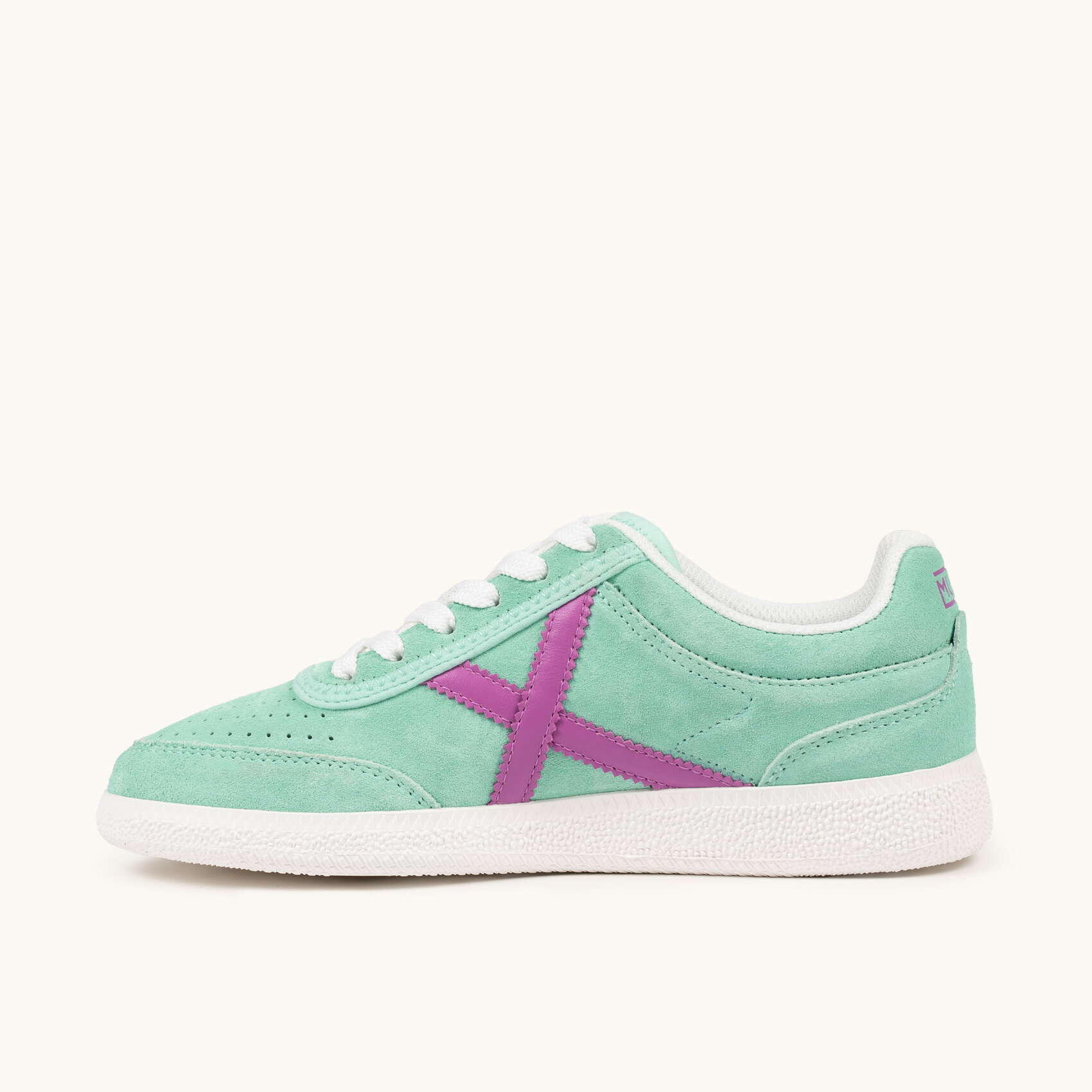 MUNICH RUMBA WMN 22 Sneakers in Camoscio Verde Acqua 3/5