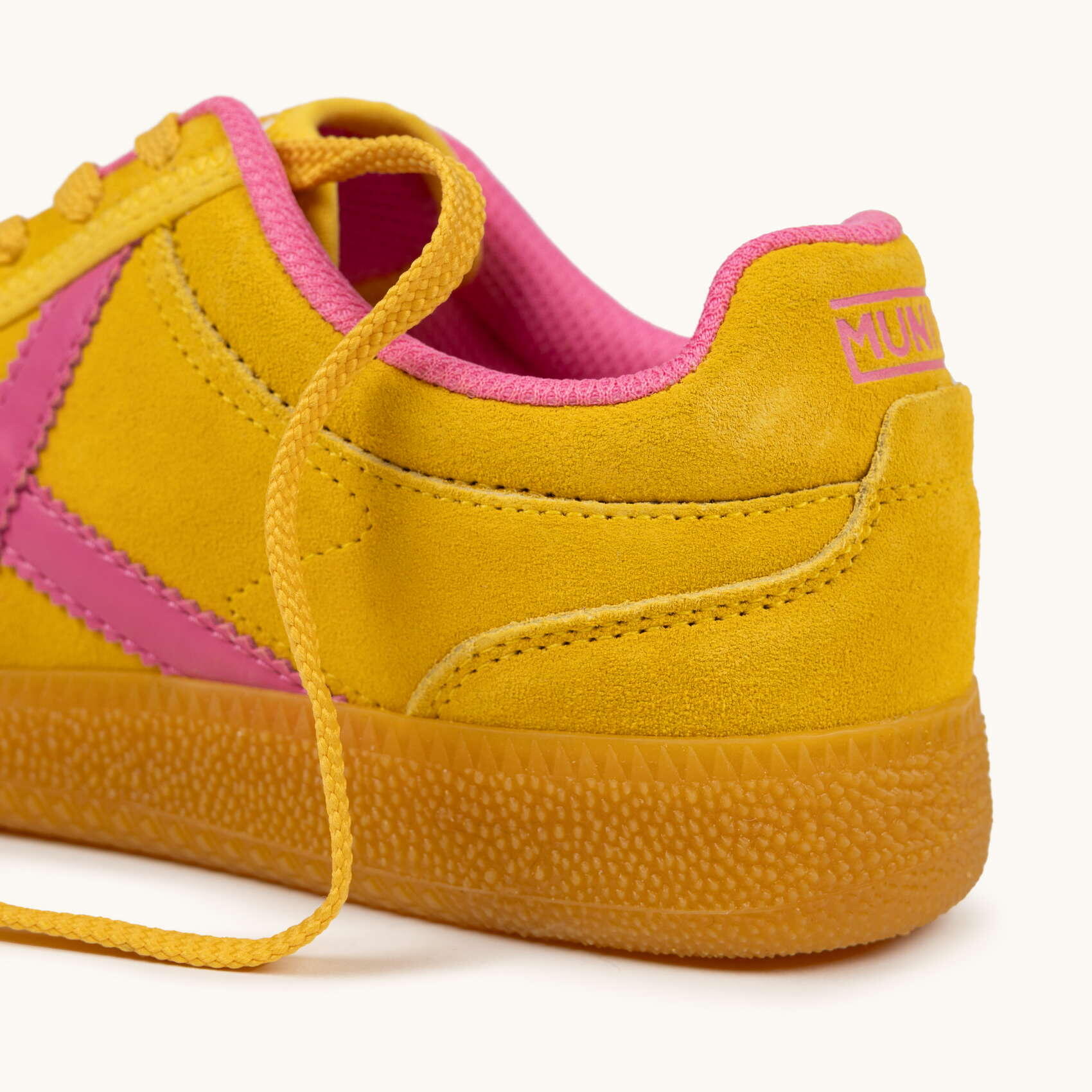 Tênis feminino Munich rumba 23 amarelo. 2/6