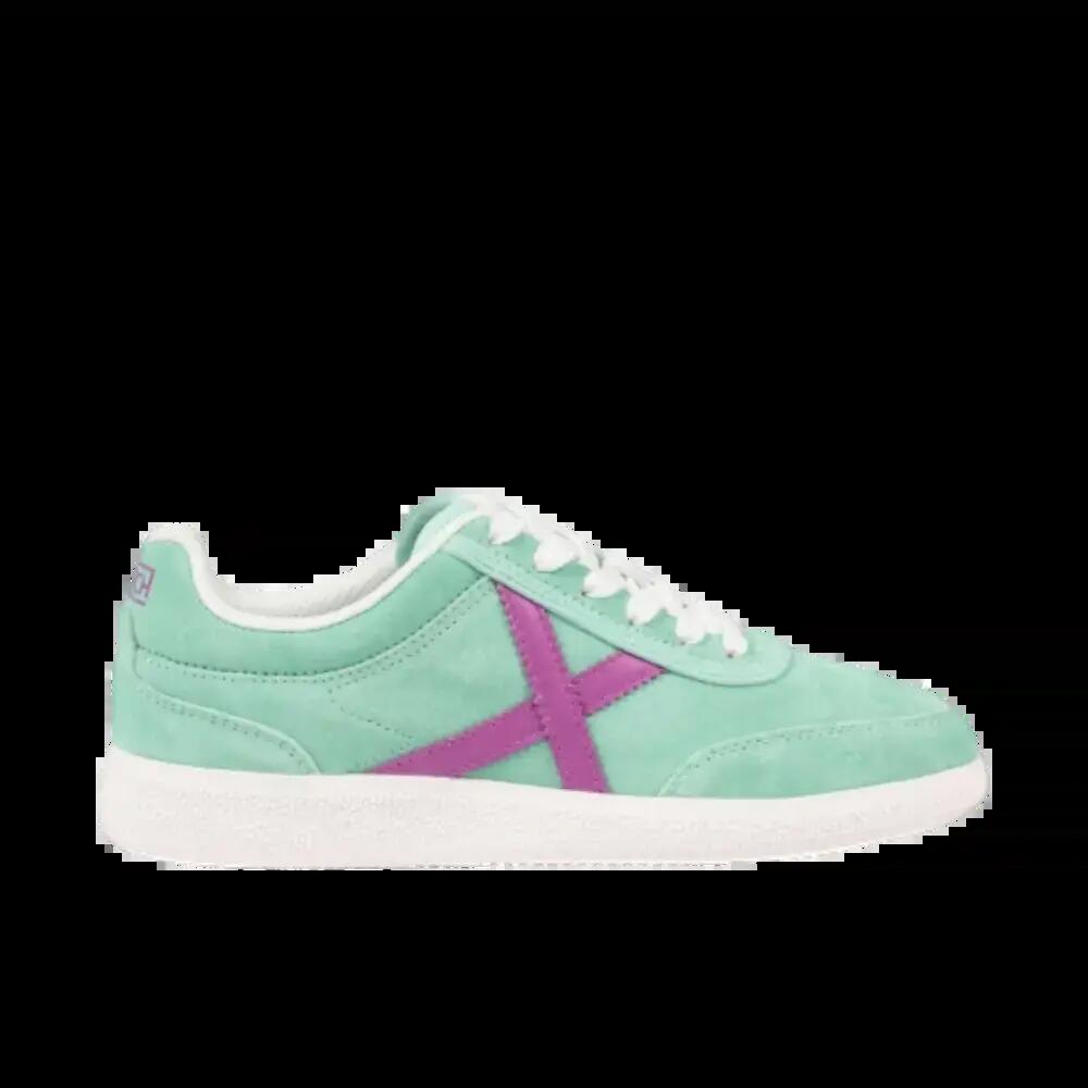 Munich Rumba women's sneaker light green - suede and technical fabric.