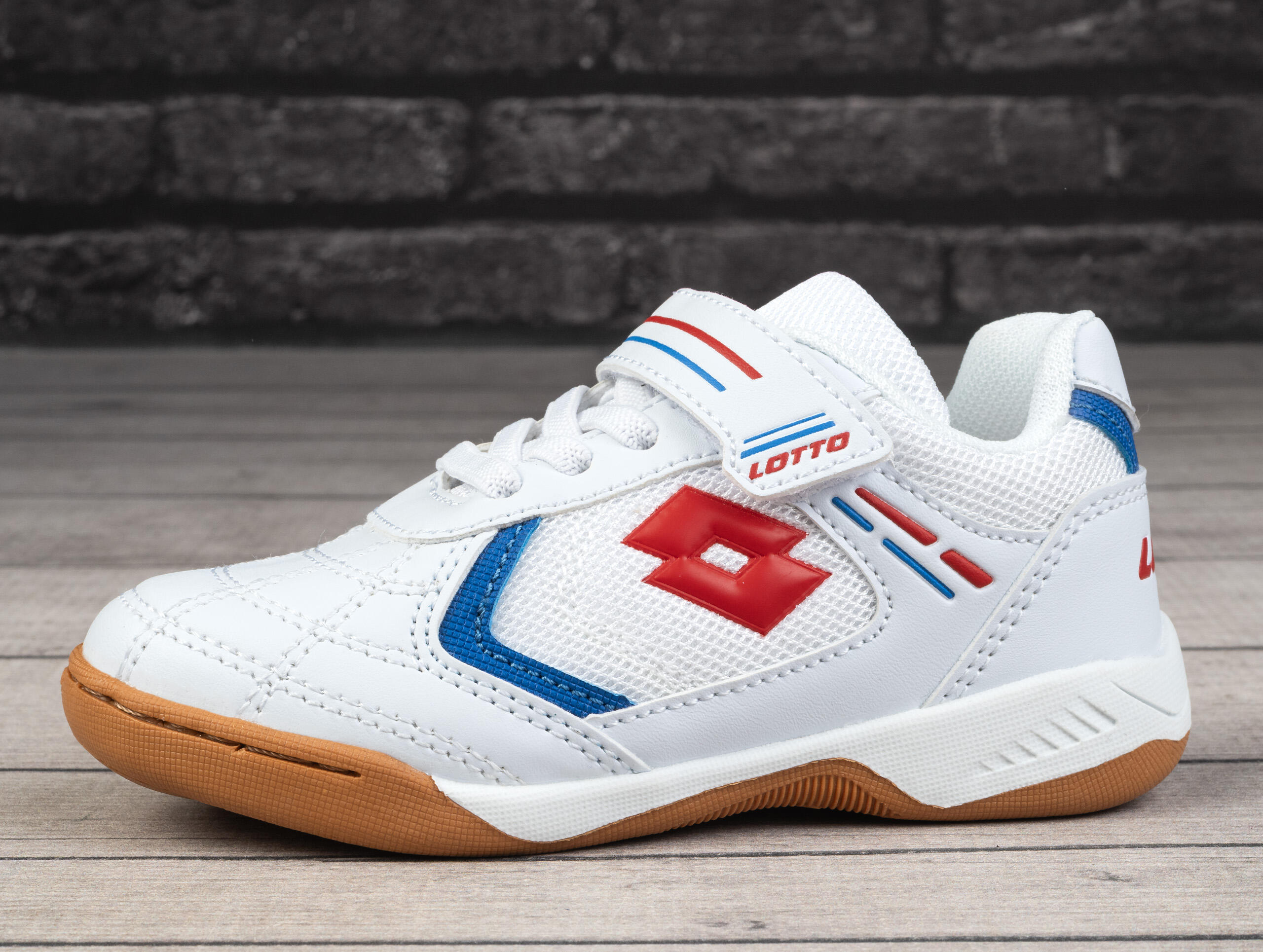 Buty sportowe halowe na rzep Lotto SOCCERA K 3/5