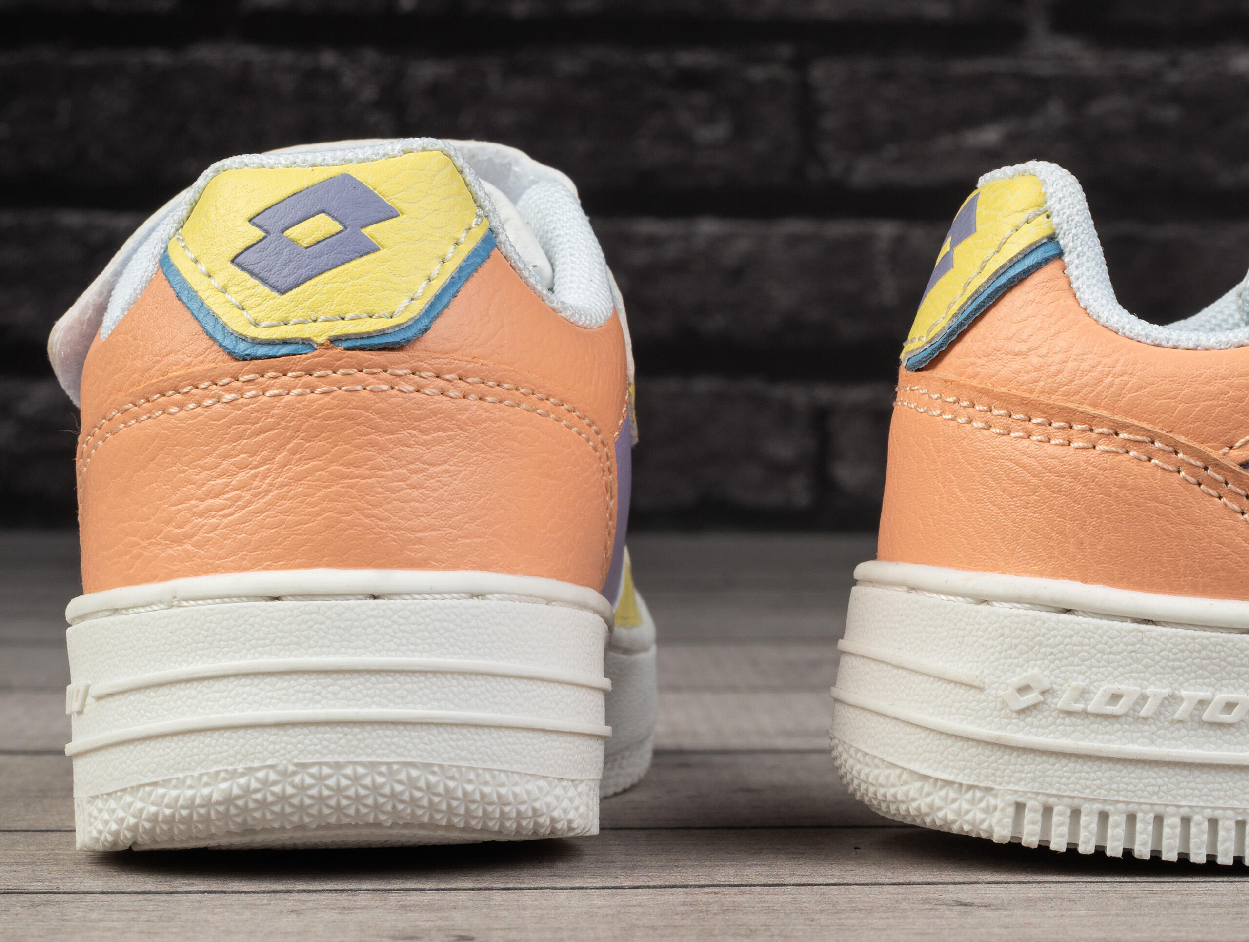 Buty sneakersy dziecięce sportowe Lotto PALIOT LR K 4/6