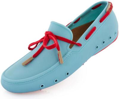 Mocks lichte waterschoenen in rubber blauw