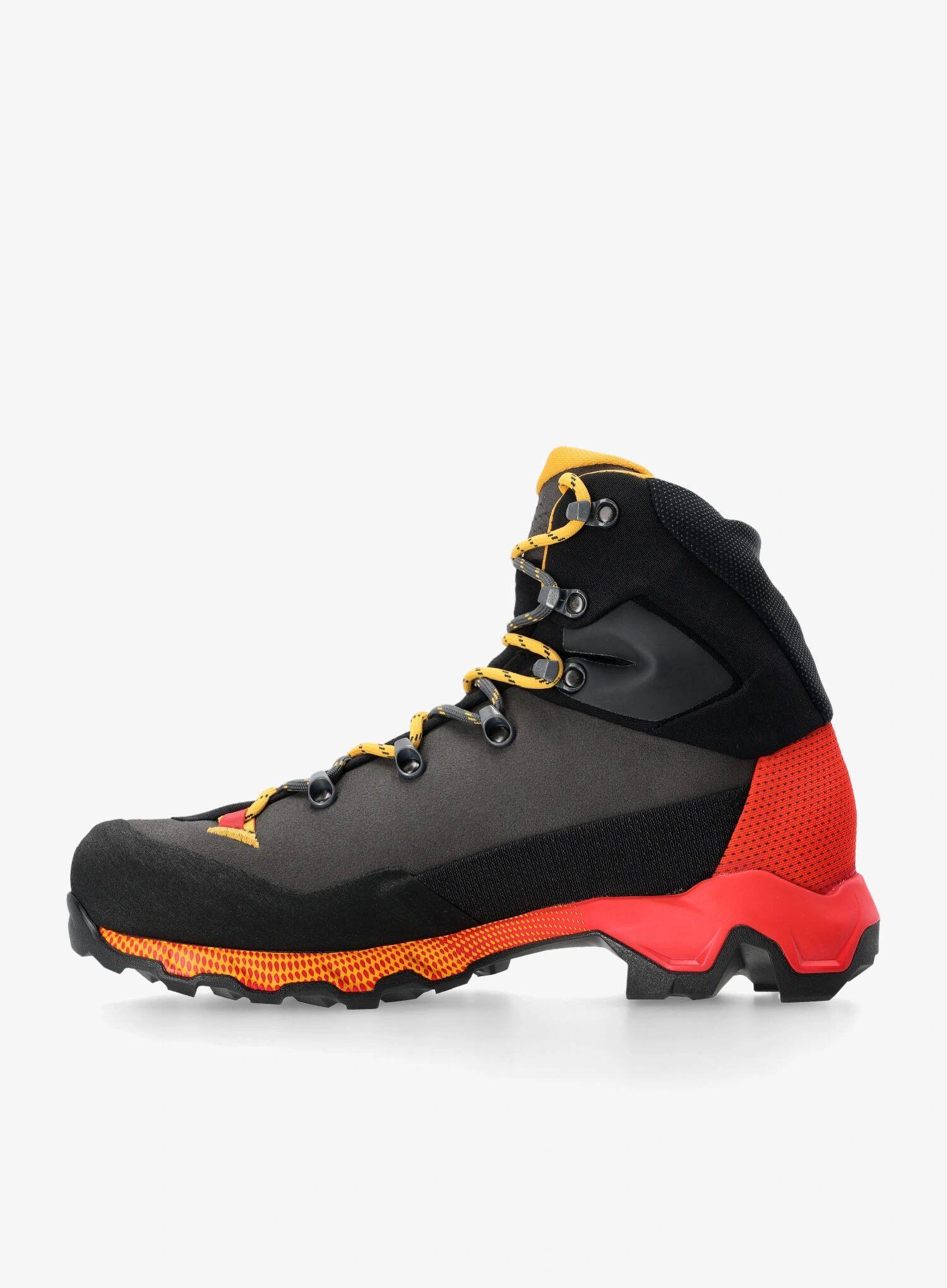 Scarponi da montagna da uomo La Sportiva Aequilibrium Trek GTX 5/7