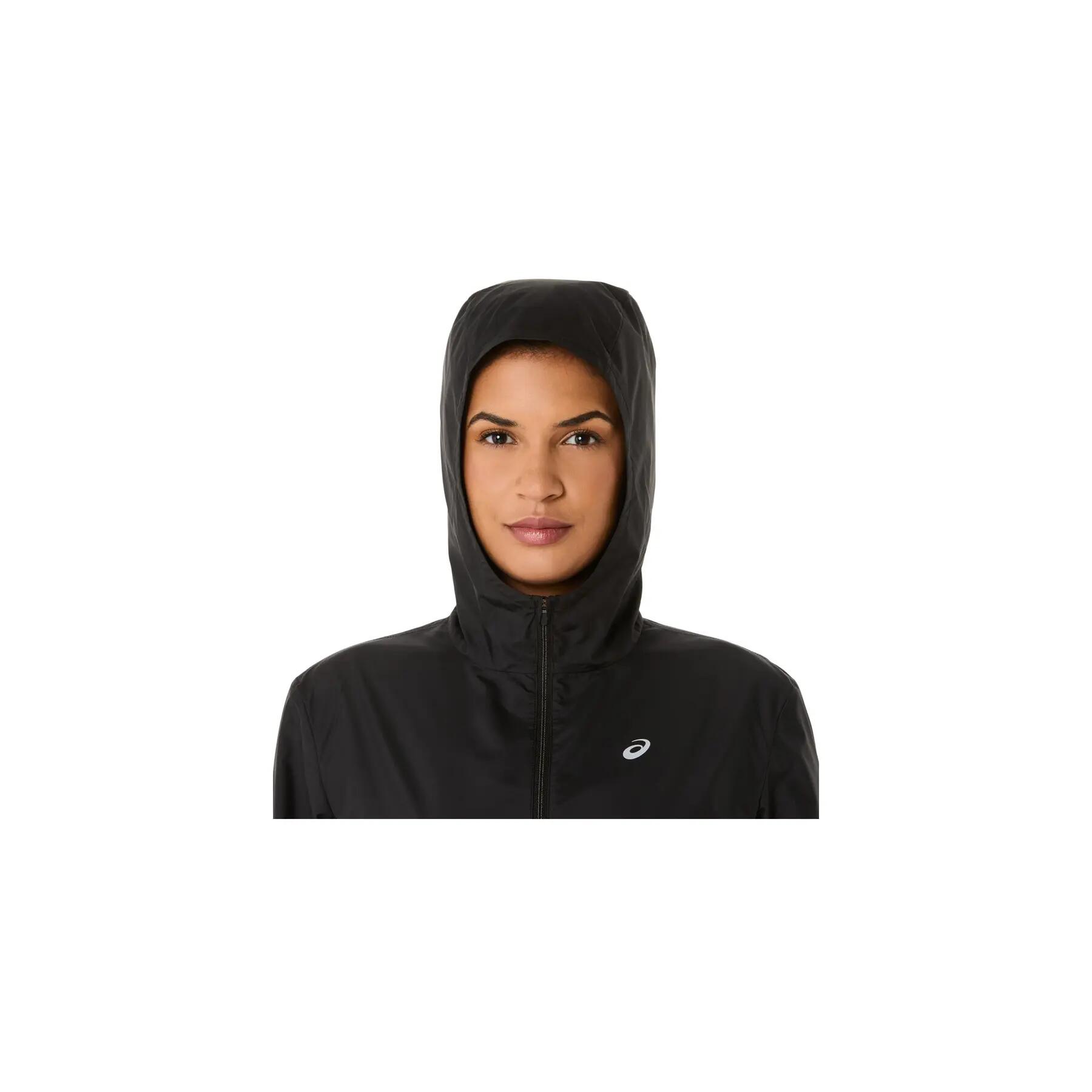 Jaqueta feminina Asics Performance preta. 6/7