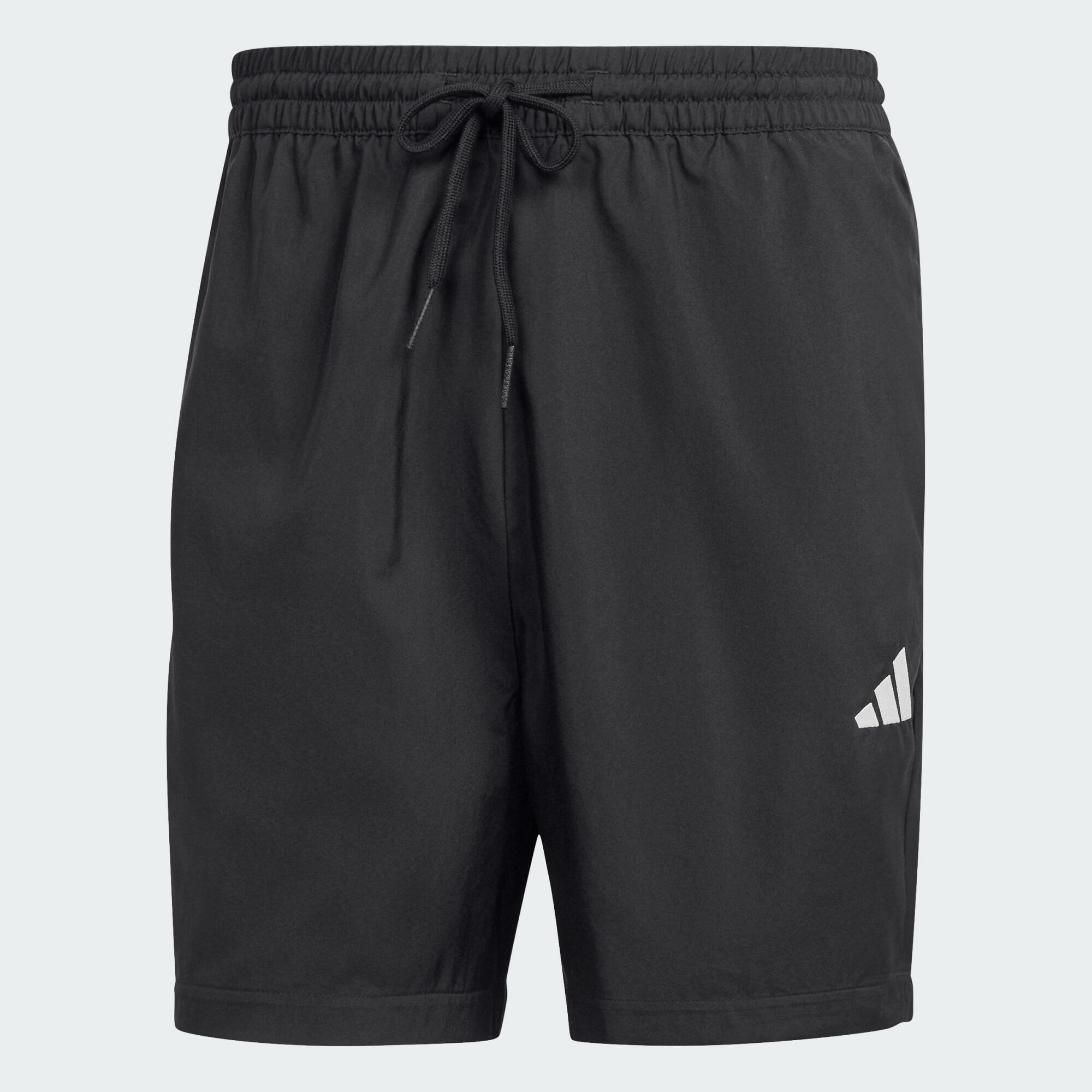 Essentials Small Logo Chelsea Shorts 2/5