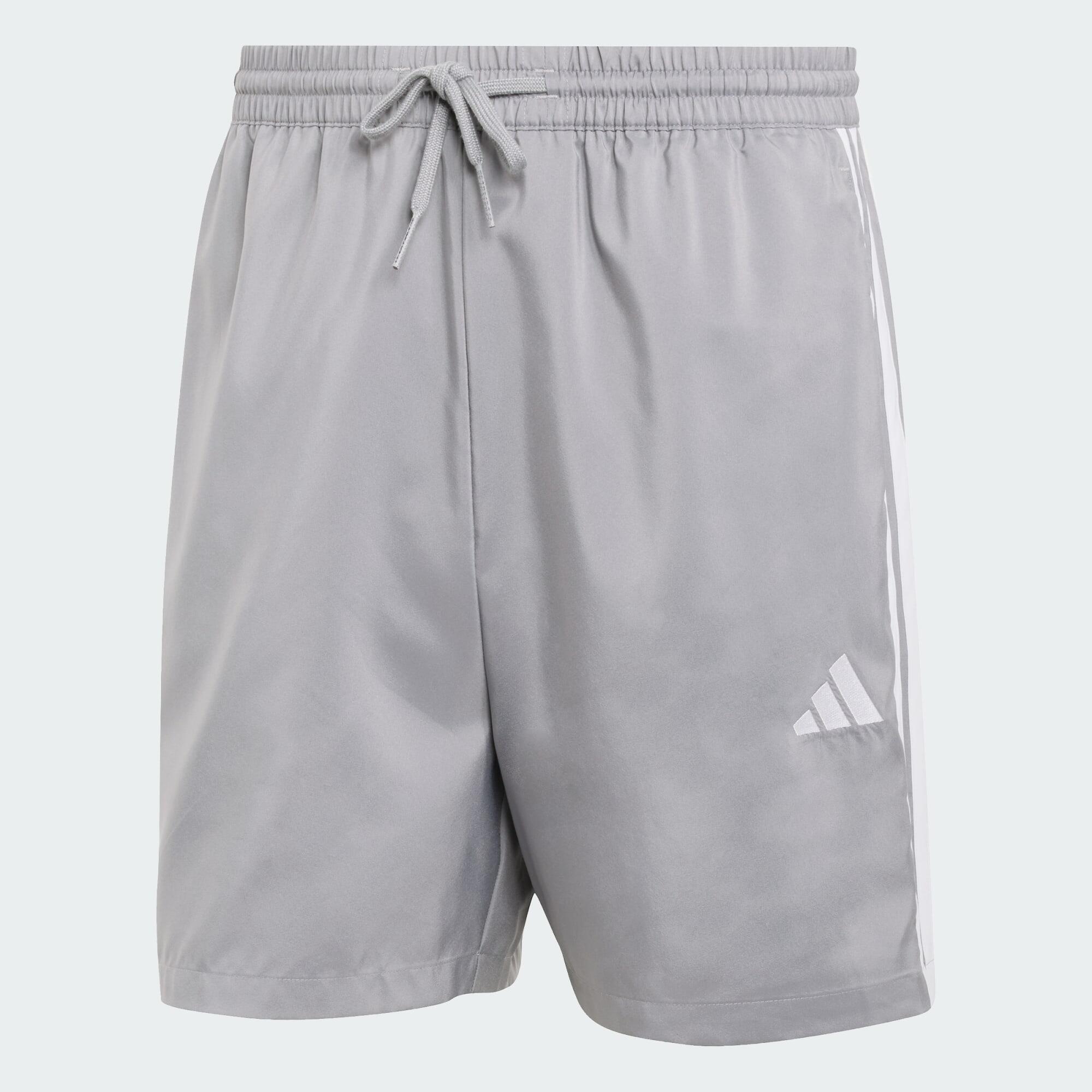 Short Essentials 3-Stripes Chelsea 2/5