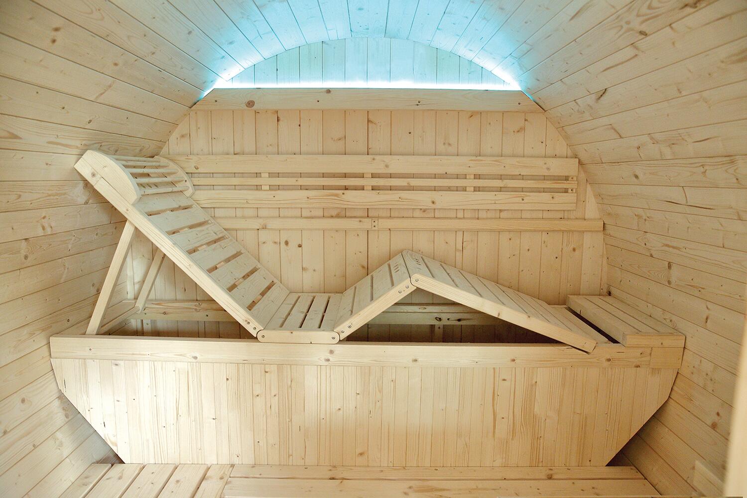 Sauna finlandesa exterior 6  Plazas Gaia Luna cromoterapia Abeto Canadá LED 4/7