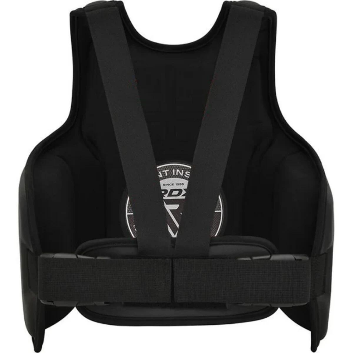 PLASTRON F6 NOIR MAT avec ROUGE - S/M 4/4