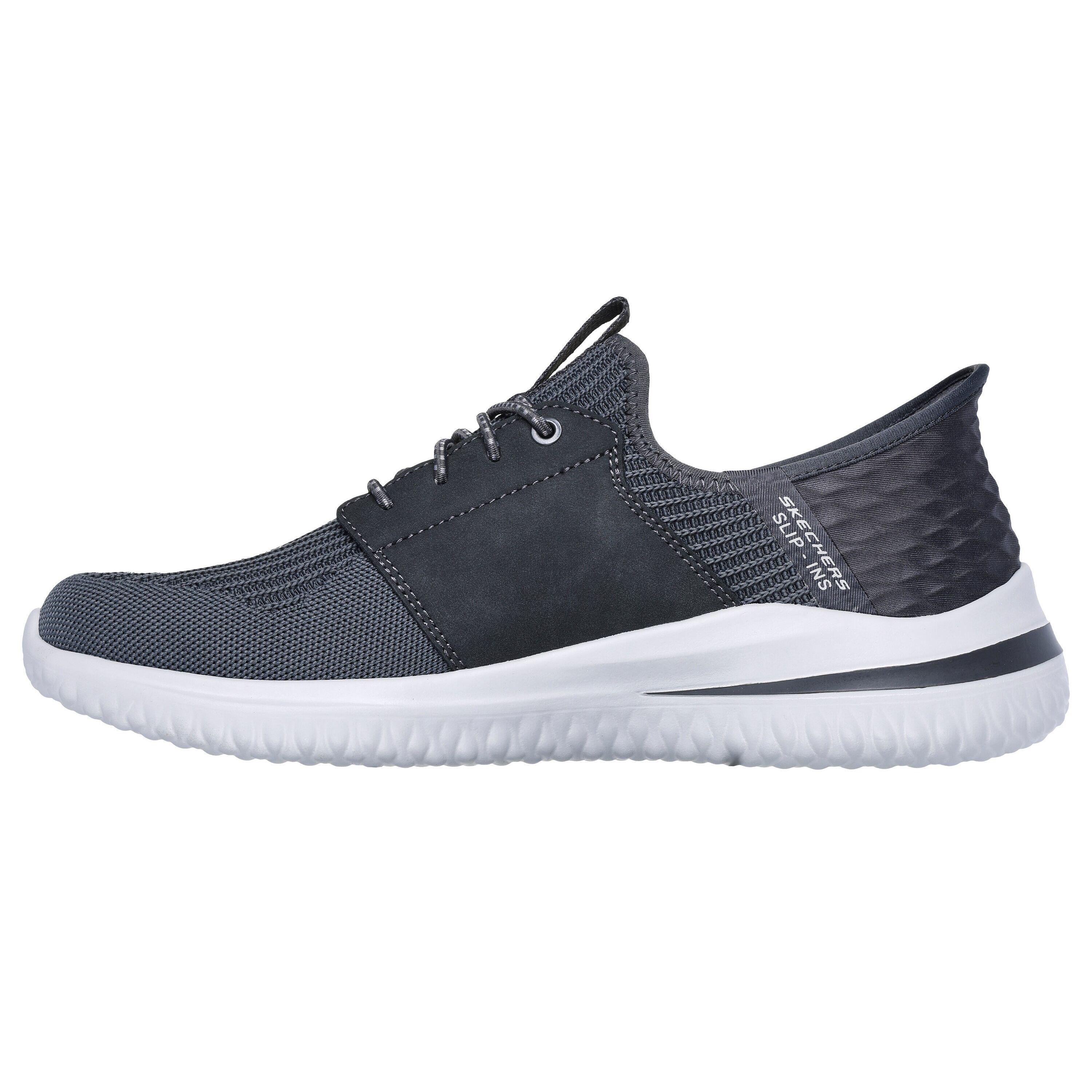SKECHERS picture
