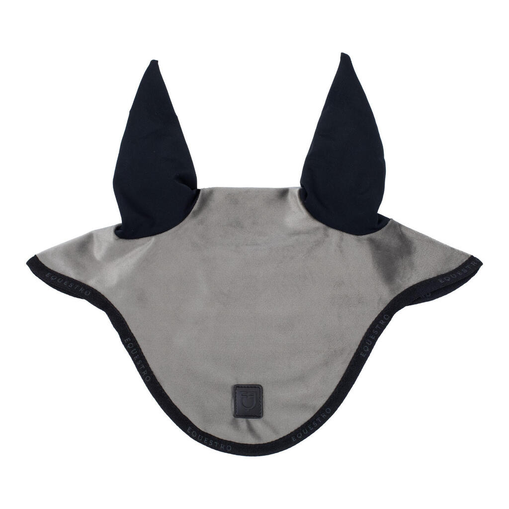 Technical fabric louvre cap
